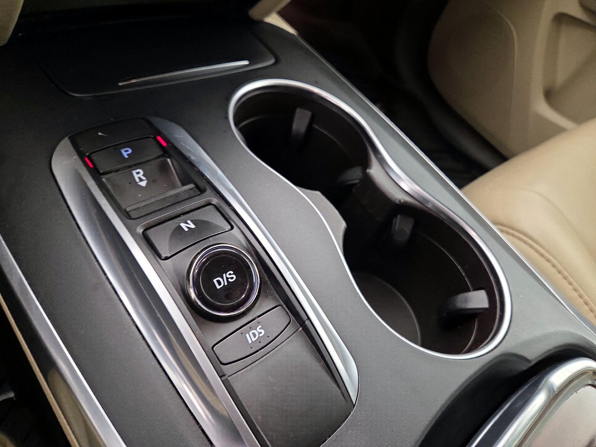 Thumbnail: 2016 Acura MDX - 17