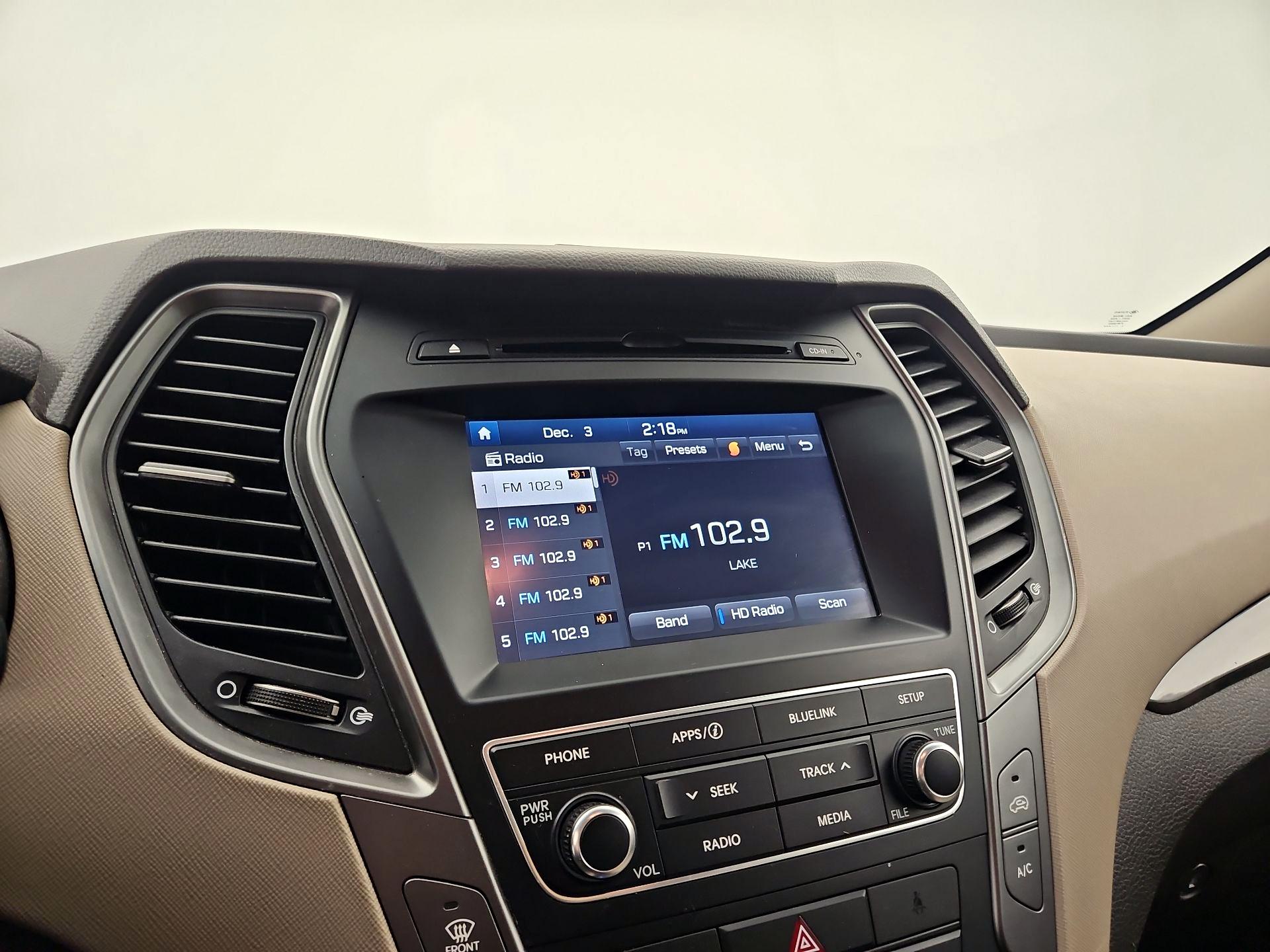 Thumbnail: 2017 Hyundai Santa Fe - 15