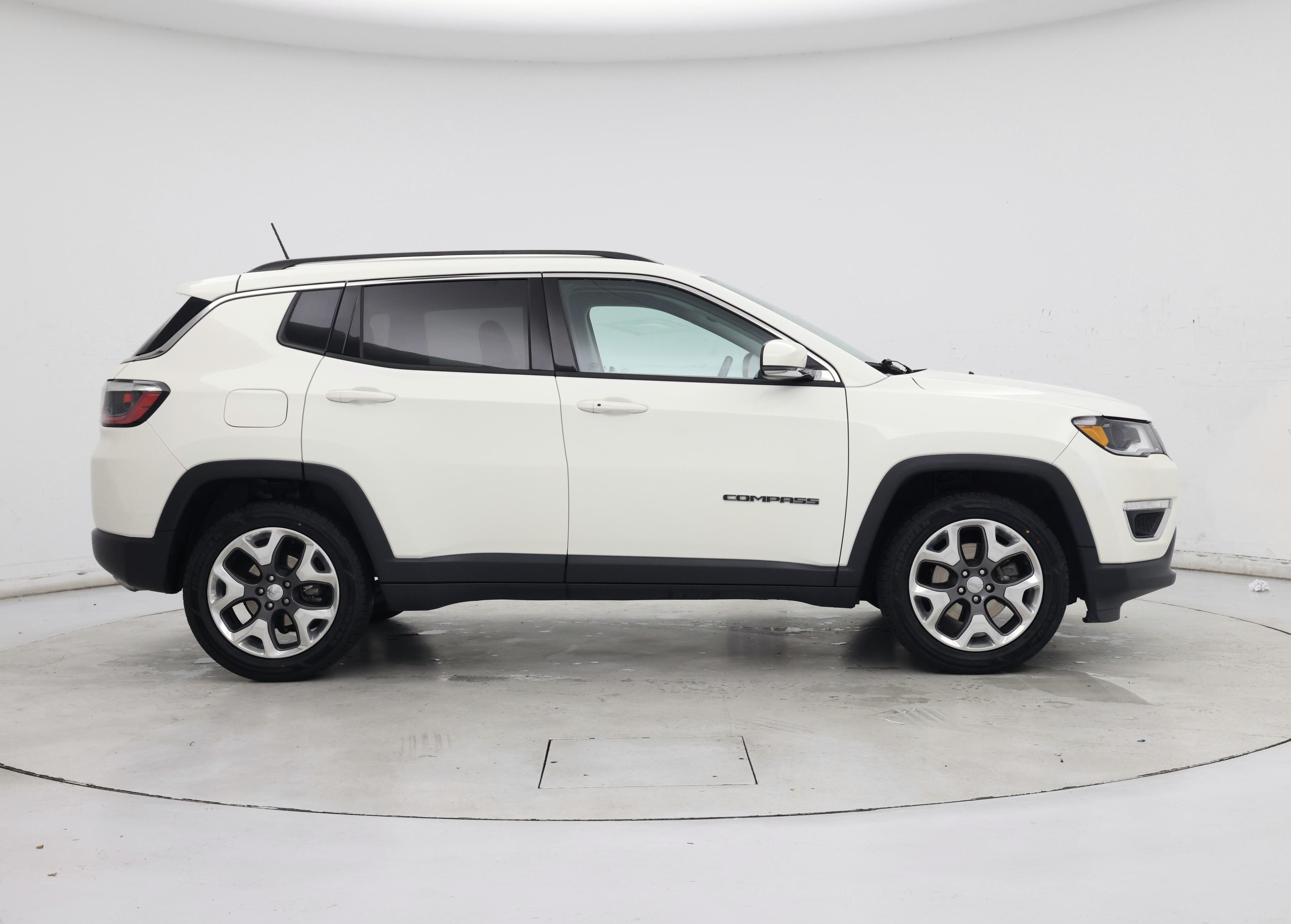 Thumbnail: 2018 Jeep Compass - 7