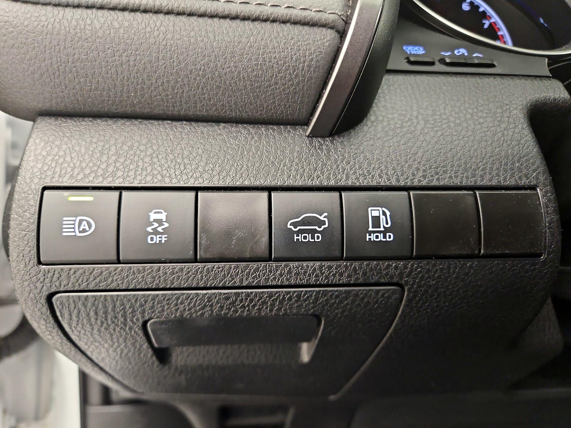 Thumbnail: 2023 Toyota Camry - 13