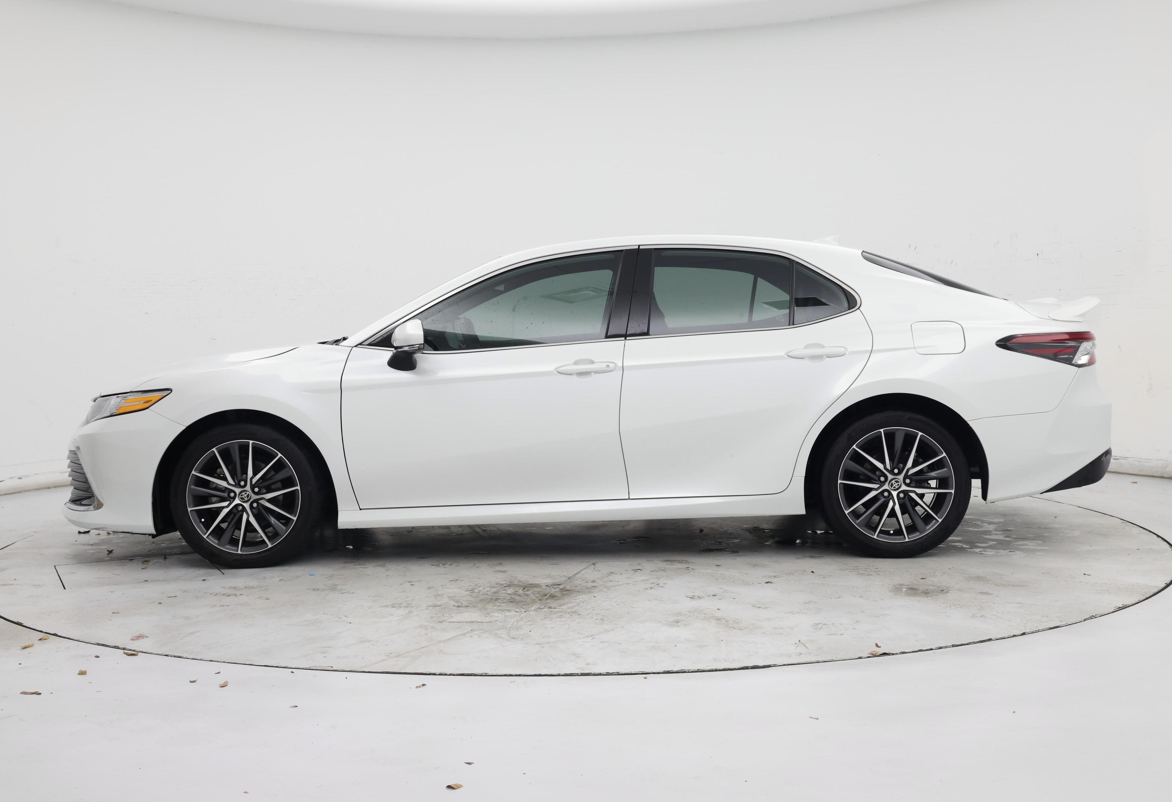 Thumbnail: 2023 Toyota Camry - 3