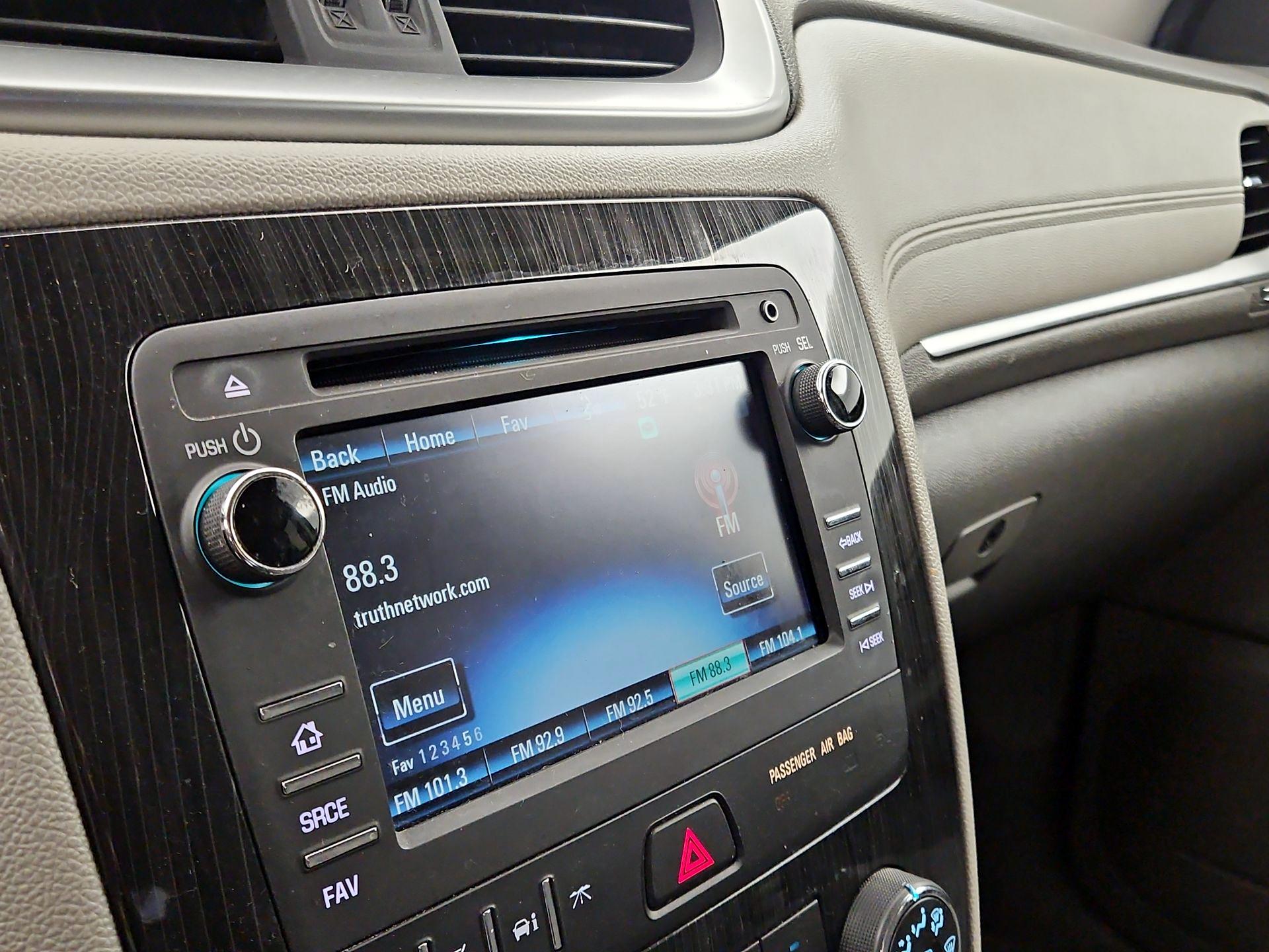 Thumbnail: 2017 Chevrolet Traverse - 15