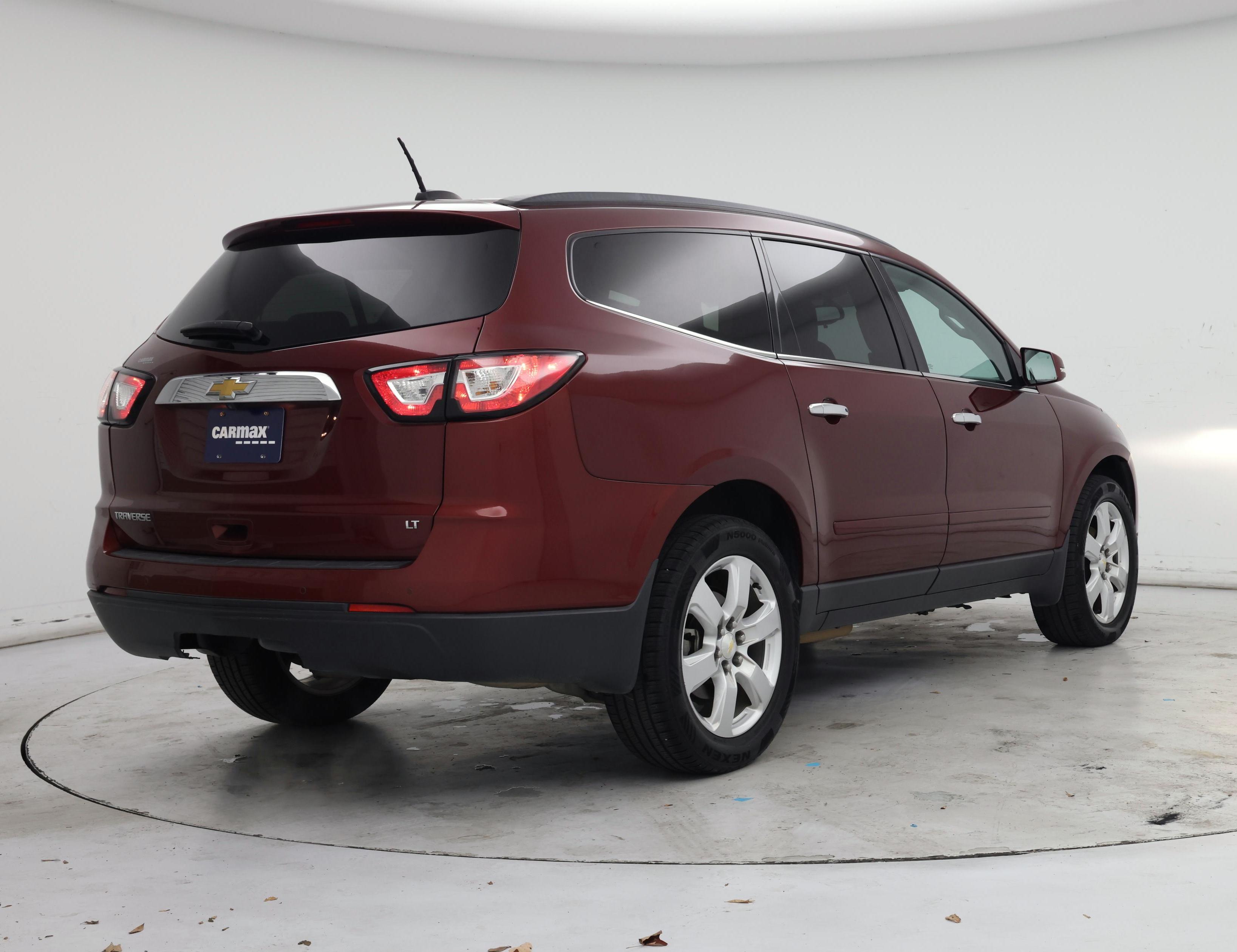 Thumbnail: 2017 Chevrolet Traverse - 8