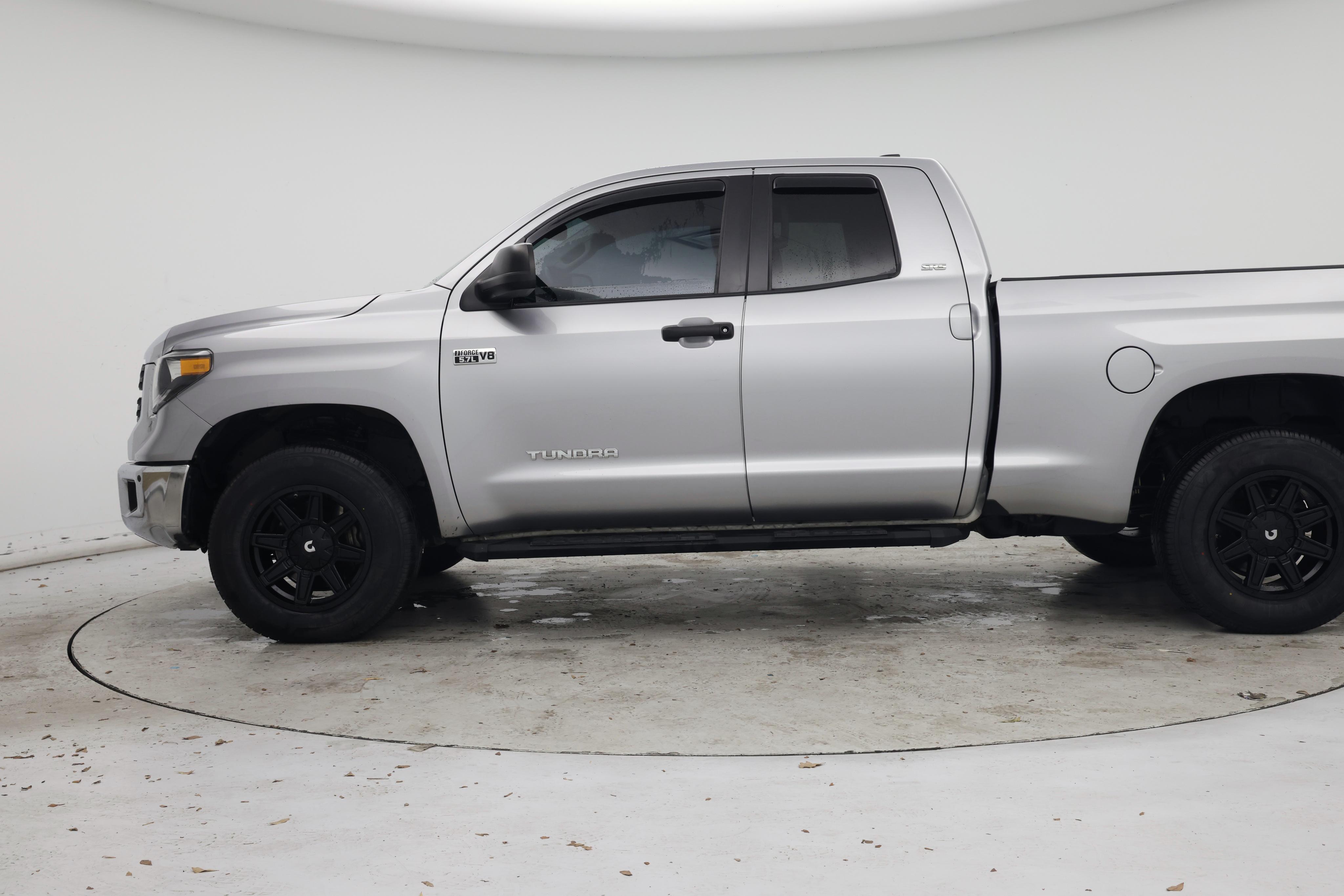 Thumbnail: 2021 Toyota Tundra - 3