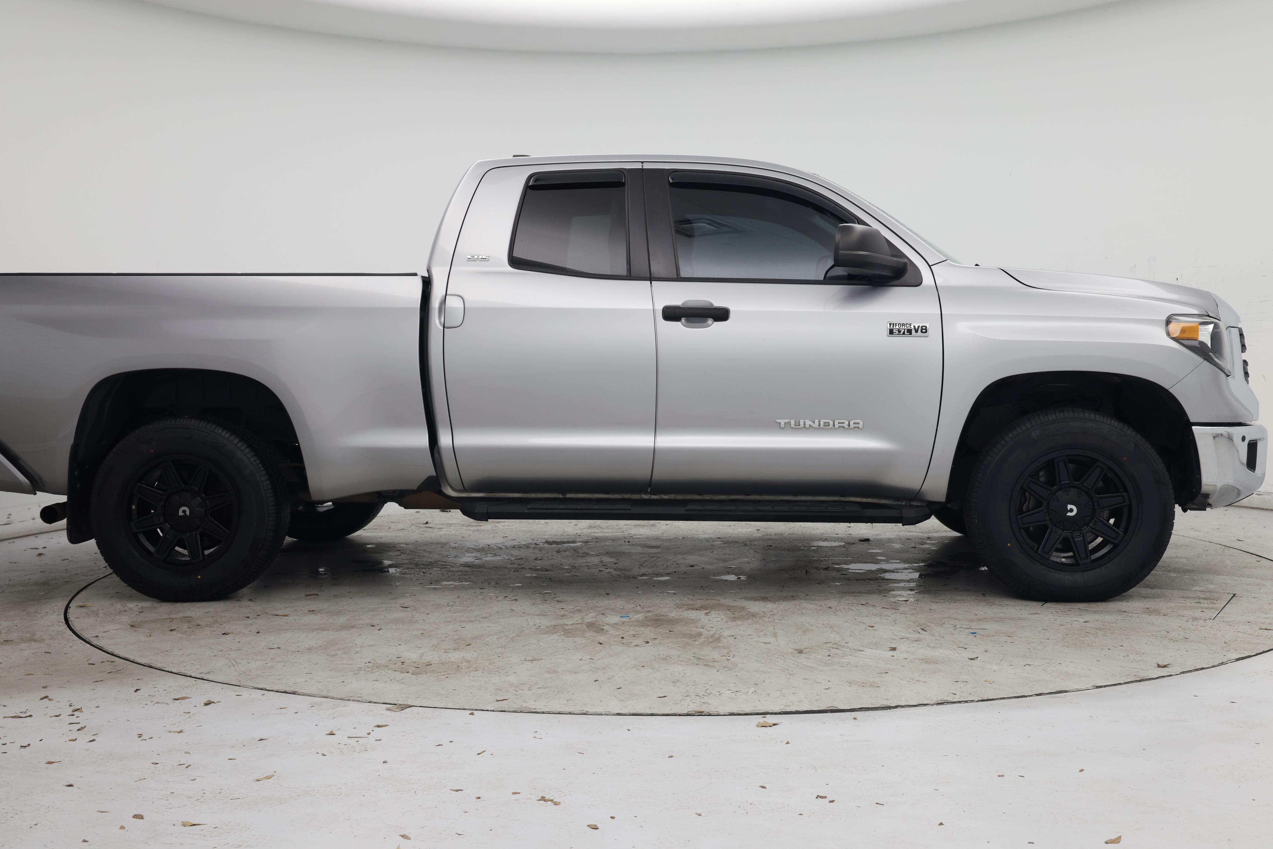 Thumbnail: 2021 Toyota Tundra - 7