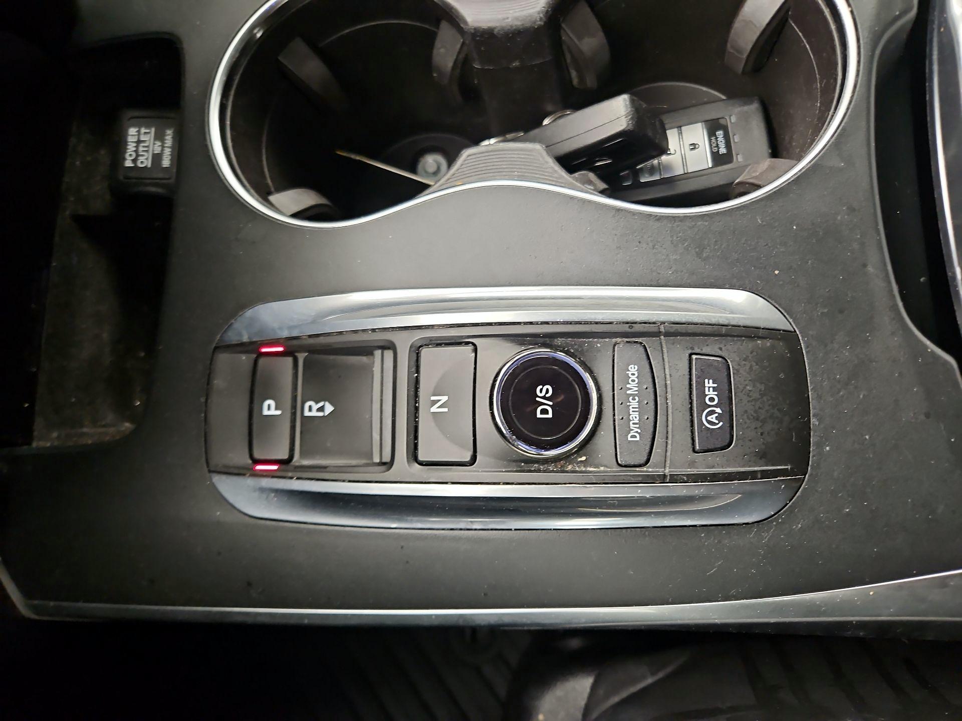 Thumbnail: 2018 Acura MDX - 18