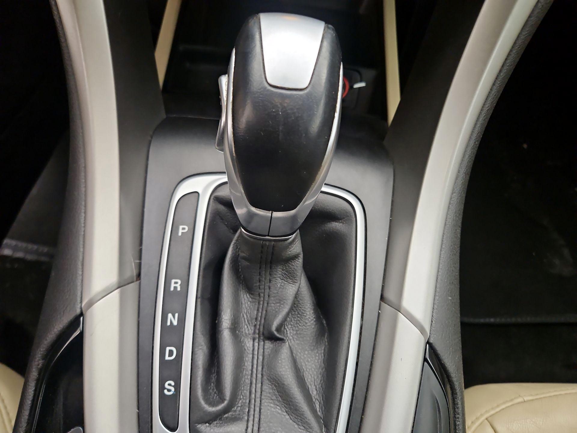 Thumbnail: 2014 Ford Fusion - 16