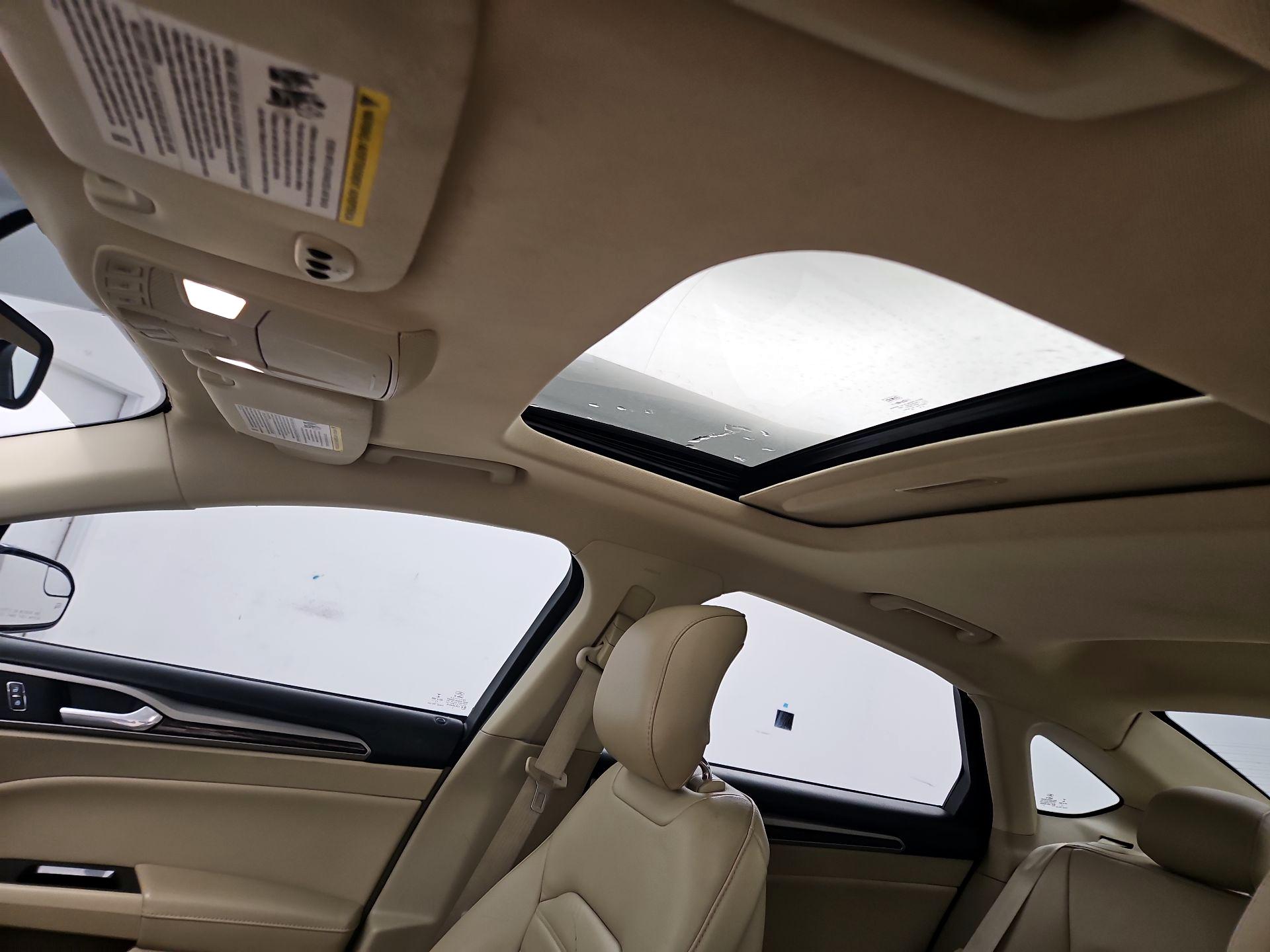 Thumbnail: 2014 Ford Fusion - 18