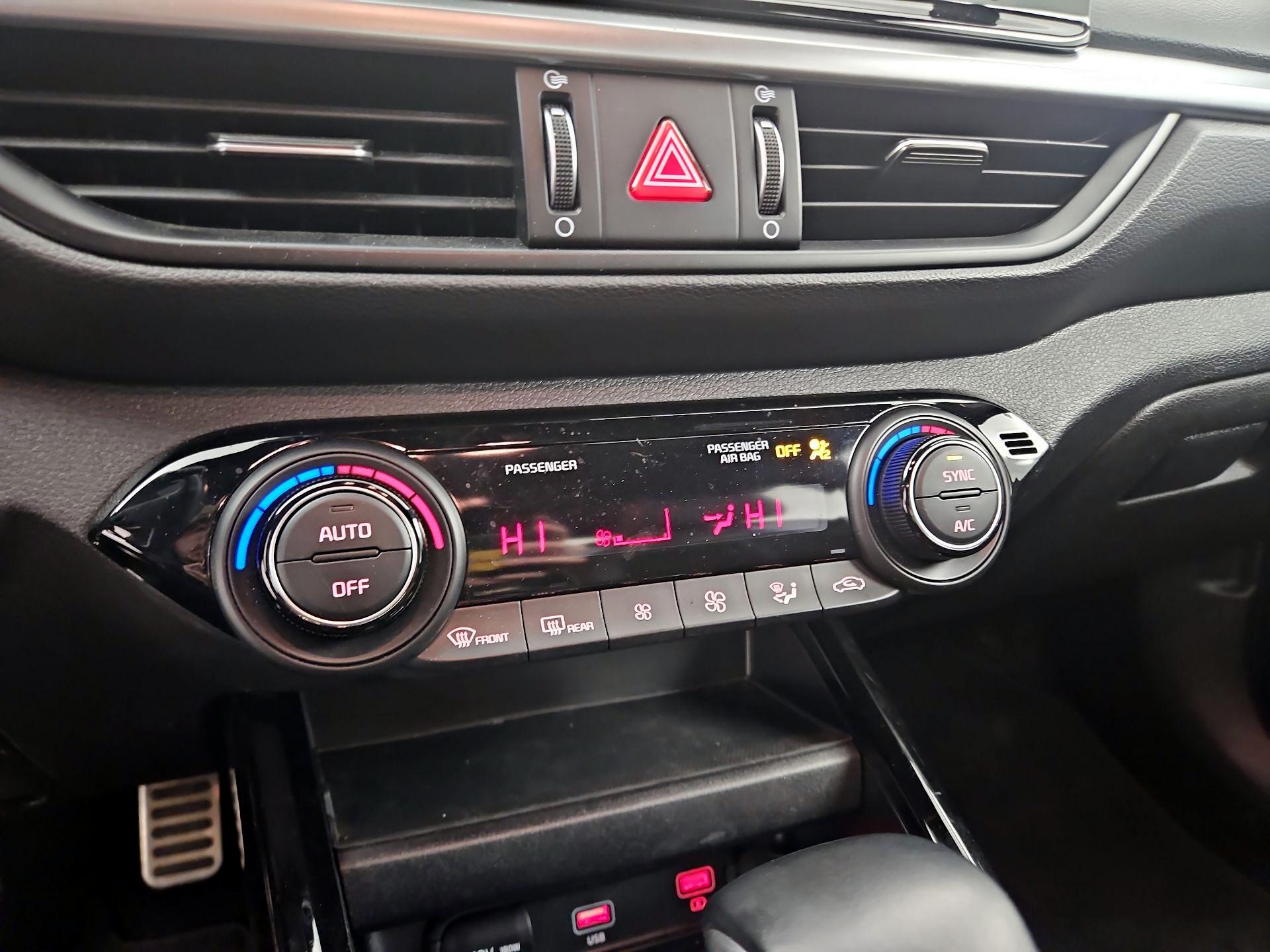 Thumbnail: 2024 Kia Forte - 17