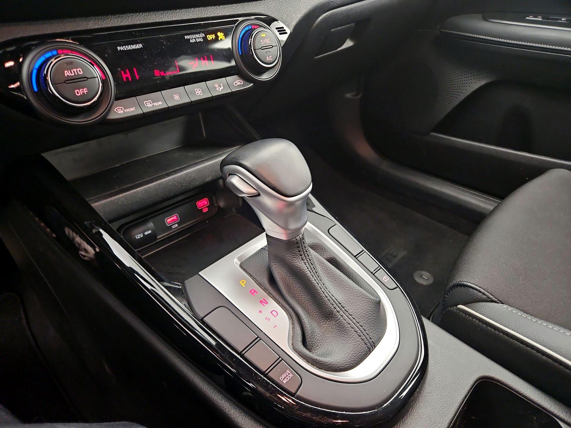 Thumbnail: 2024 Kia Forte - 18