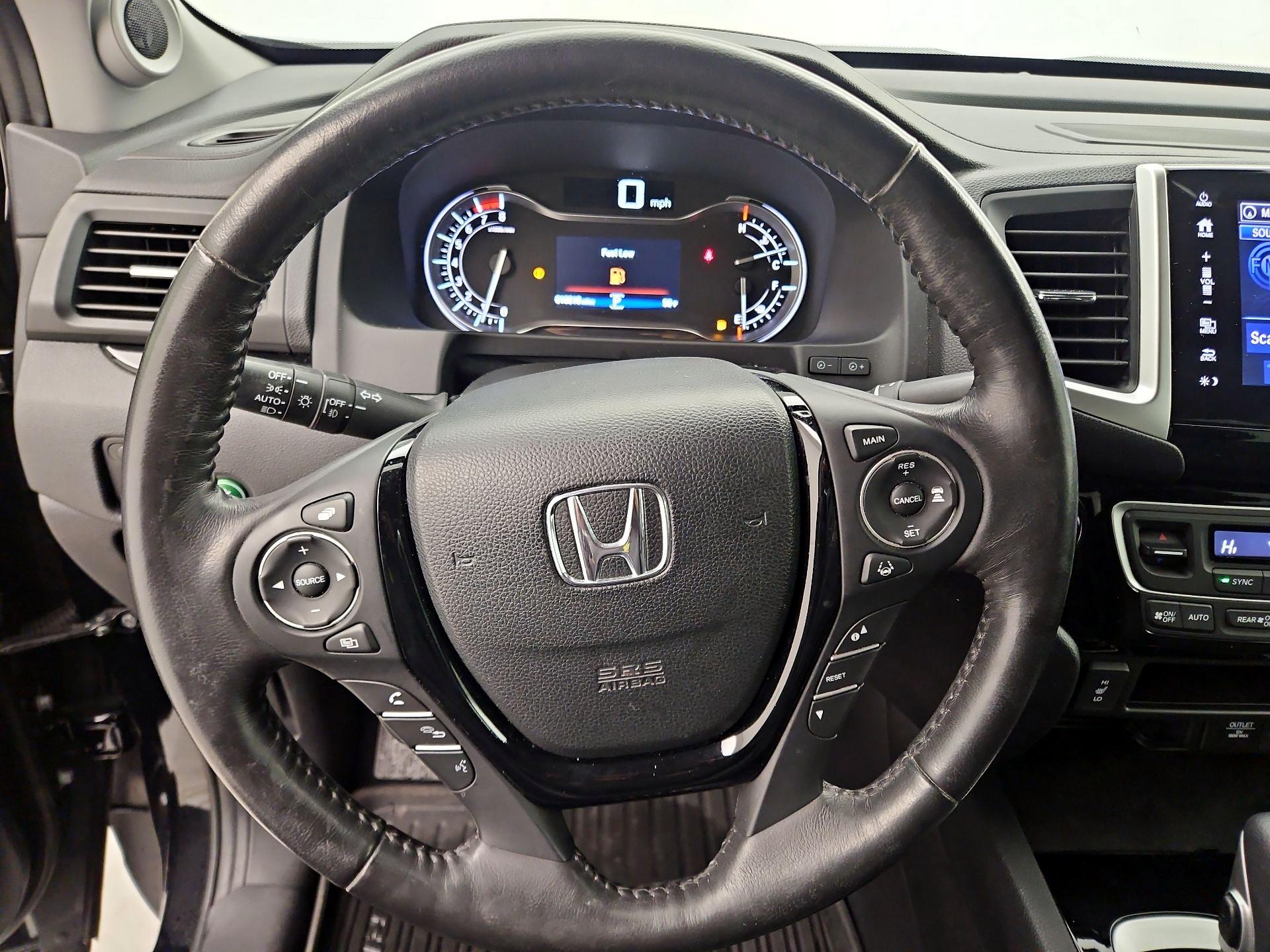 Thumbnail: 2019 Honda Ridgeline - 10