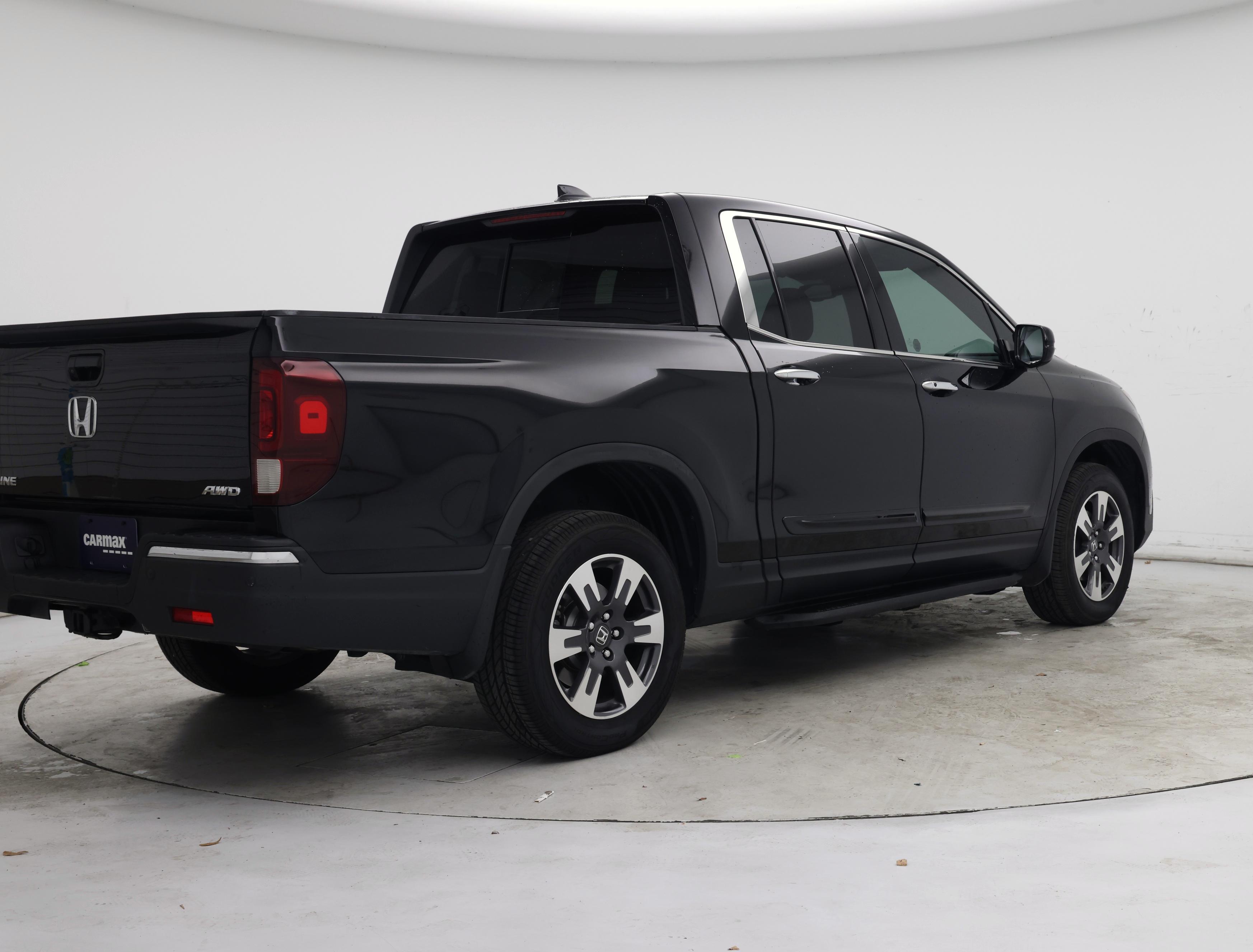 Thumbnail: 2019 Honda Ridgeline - 8