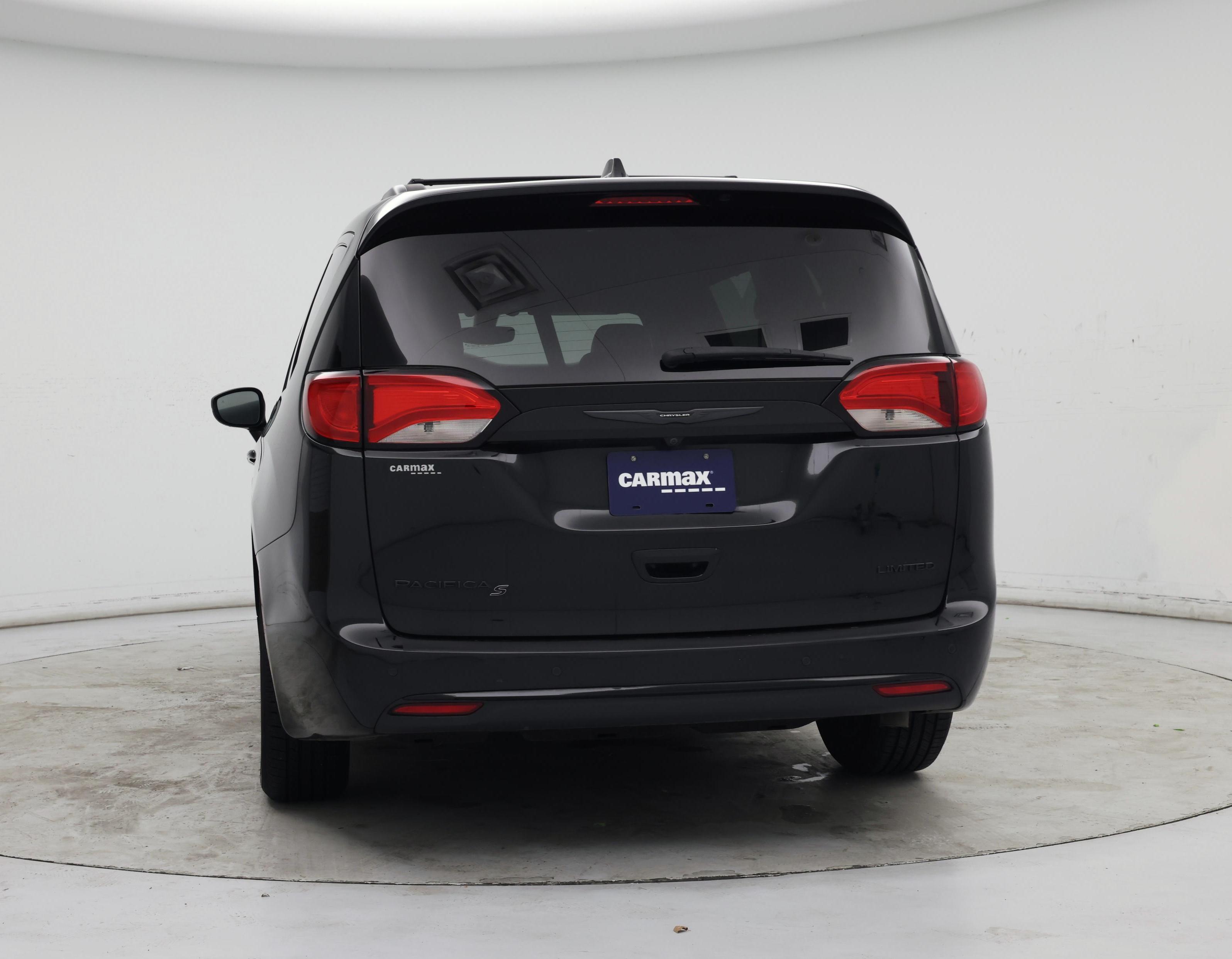 Thumbnail: 2020 Chrysler Pacifica - 6