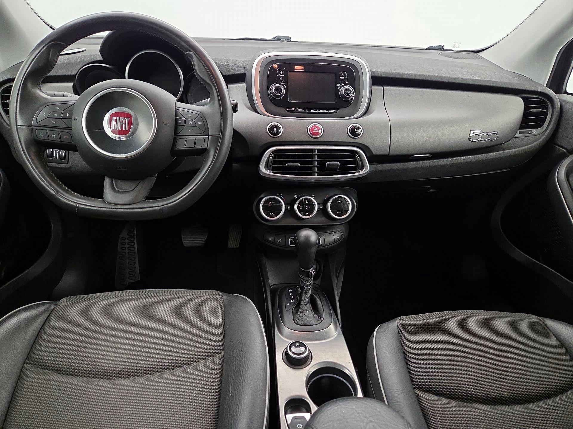 Thumbnail: 2016 Fiat 500X - 9