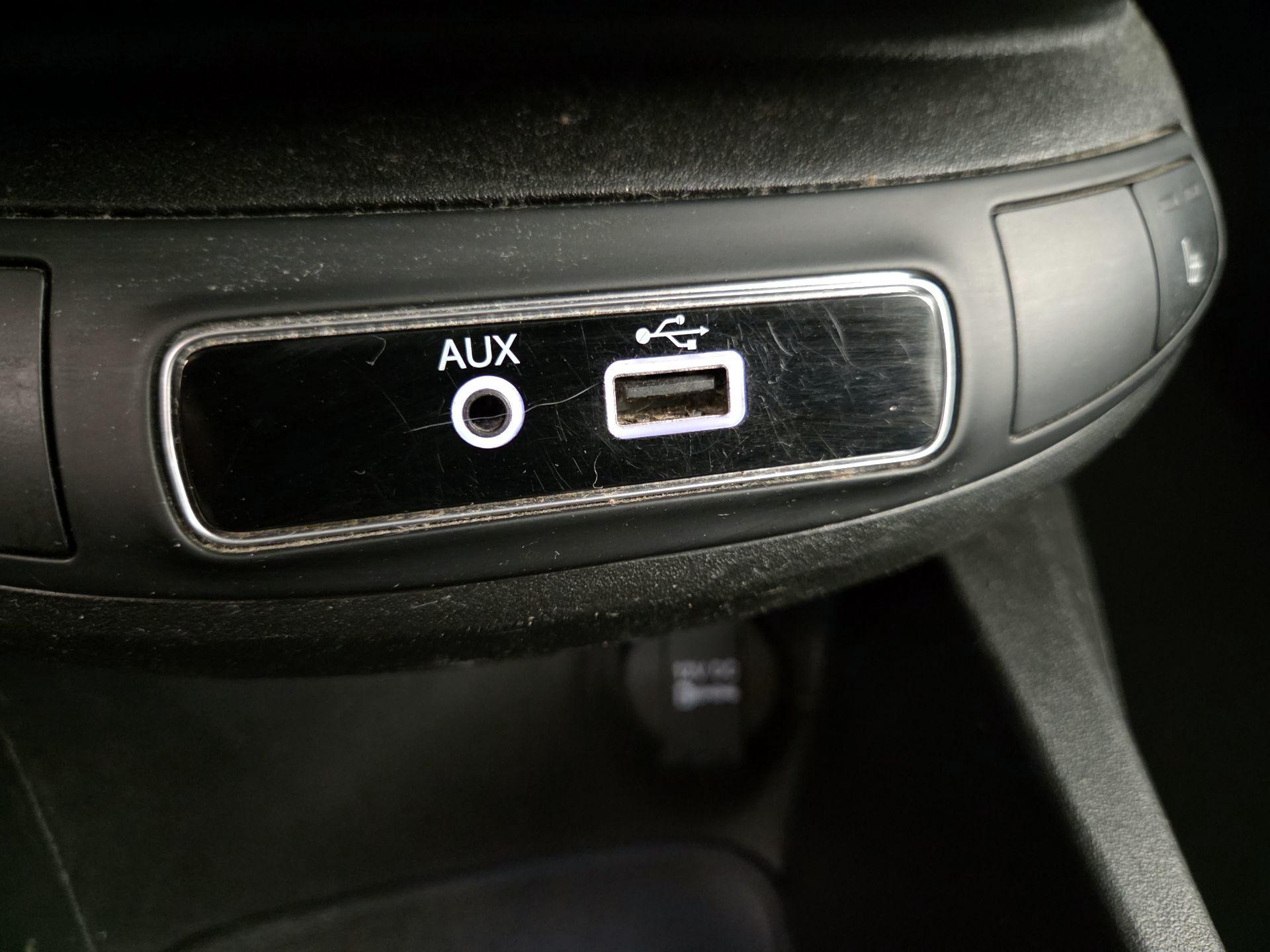 Thumbnail: 2016 Fiat 500X - 18