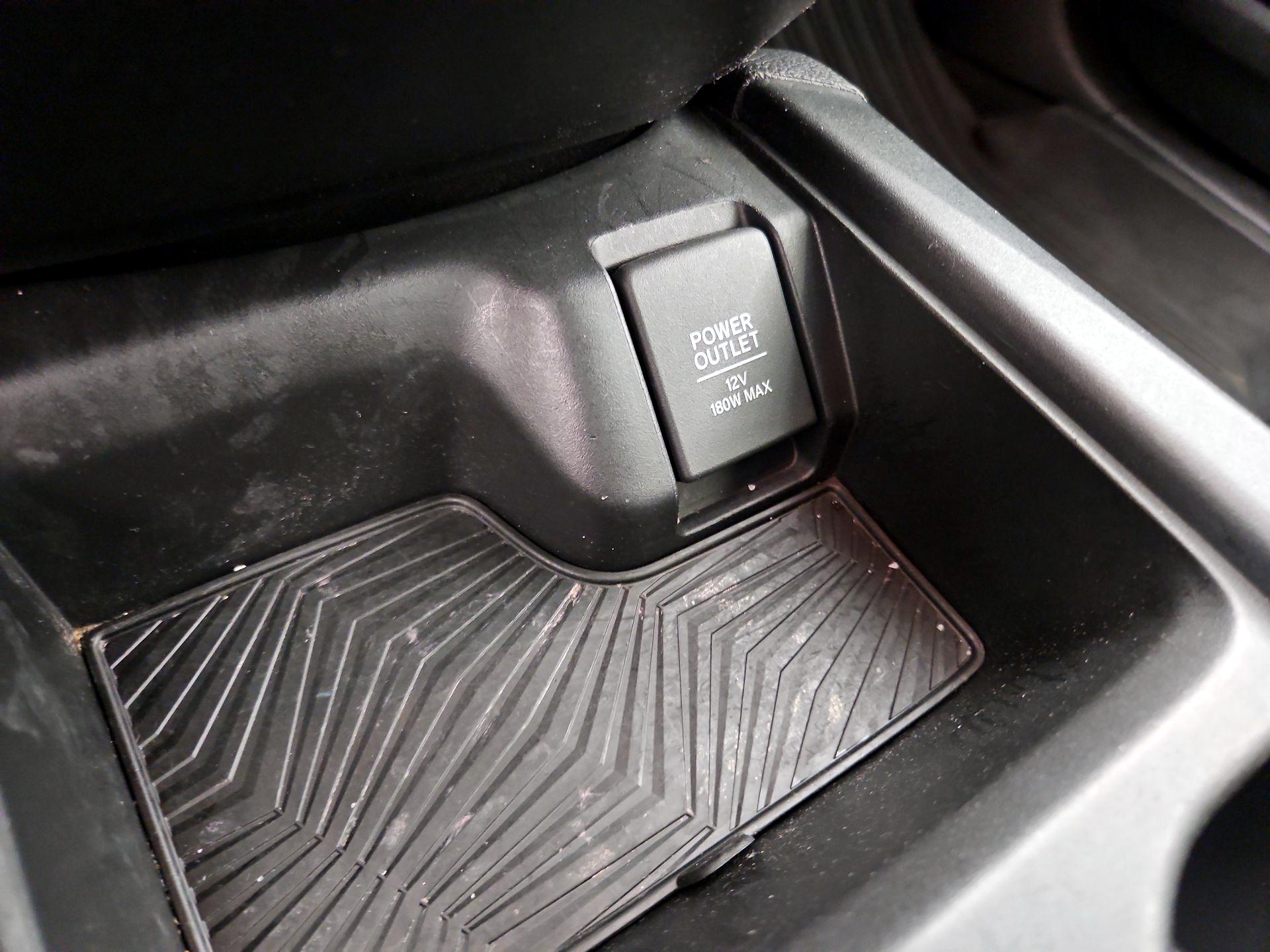 Thumbnail: 2017 Honda CR-V - 18