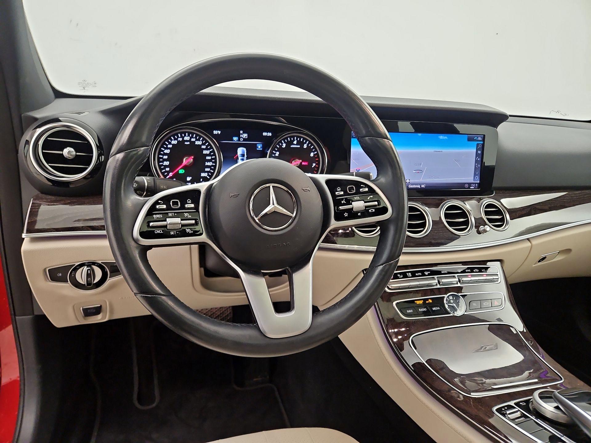 Thumbnail: 2019 Mercedes-Benz E-Class - 10