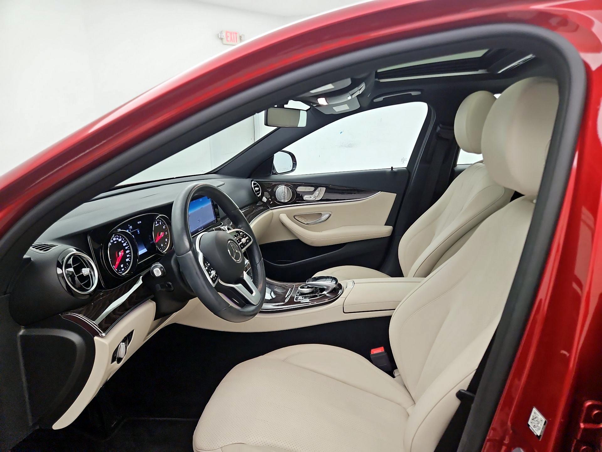 Thumbnail: 2019 Mercedes-Benz E-Class - 11