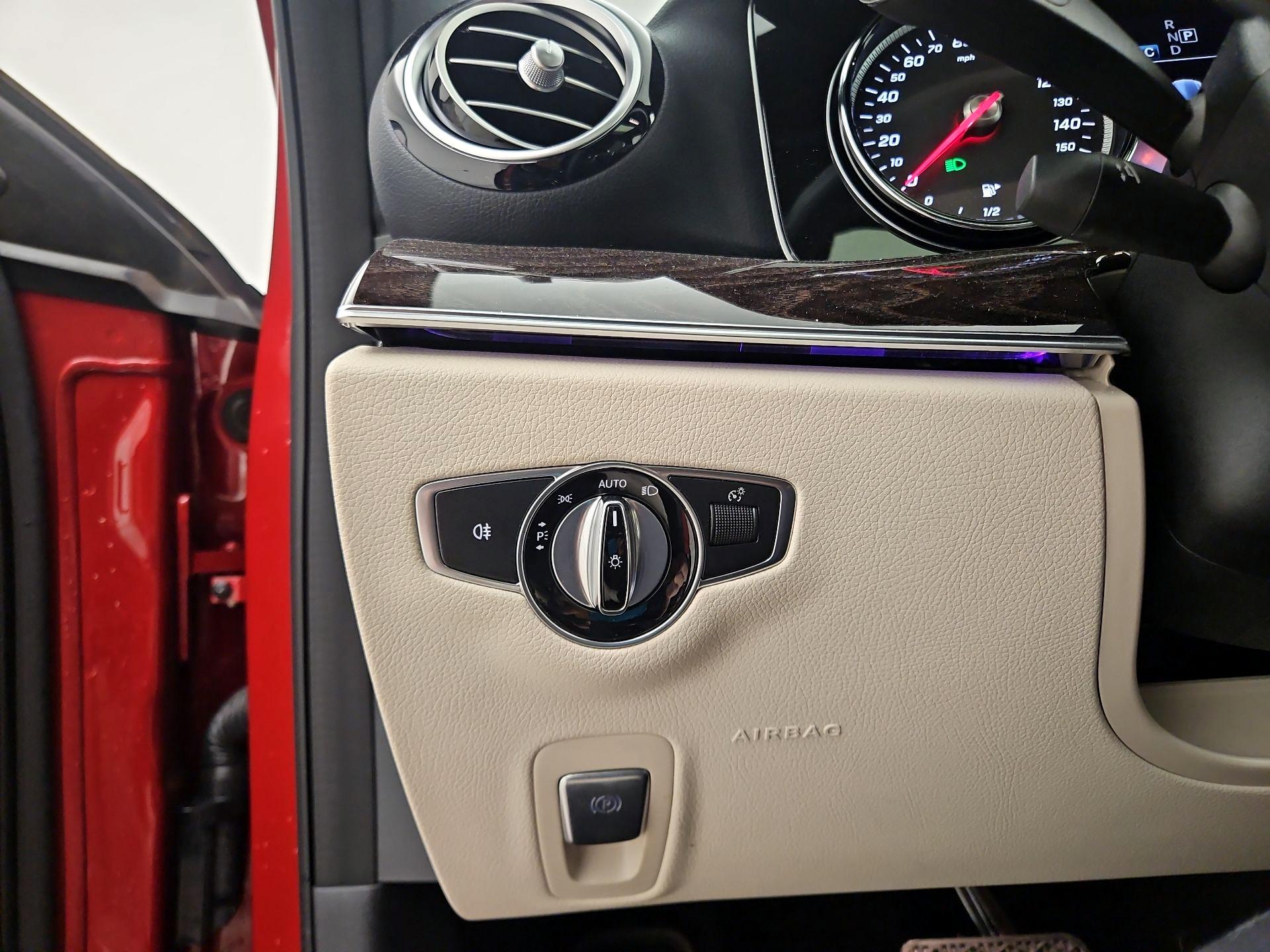 Thumbnail: 2019 Mercedes-Benz E-Class - 13