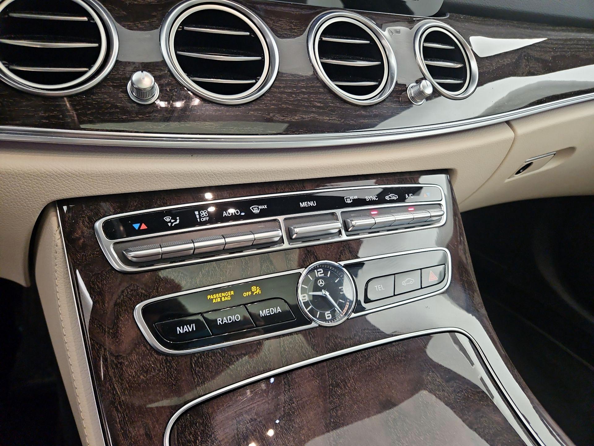 Thumbnail: 2019 Mercedes-Benz E-Class - 17