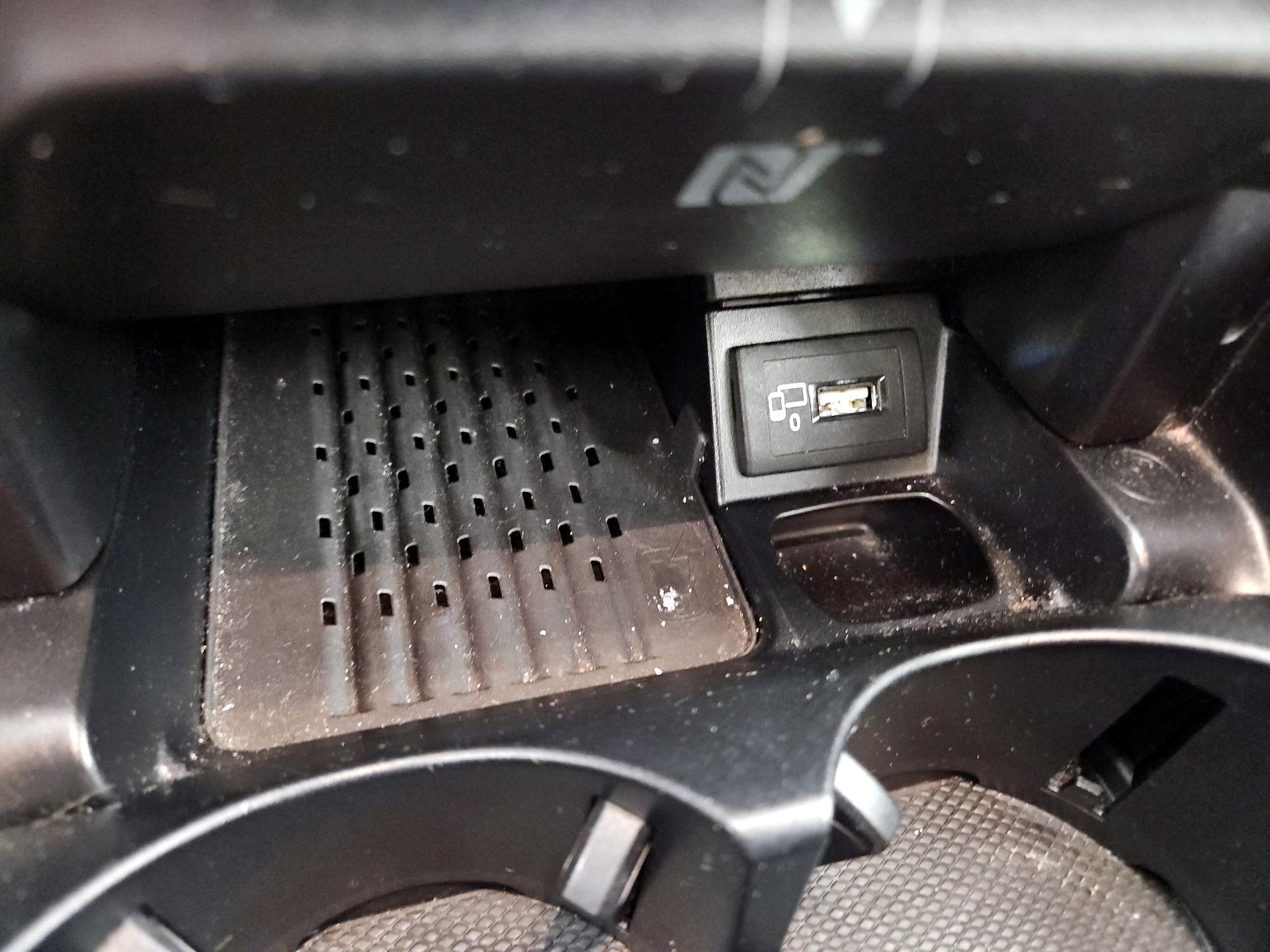 Thumbnail: 2019 Mercedes-Benz E-Class - 19