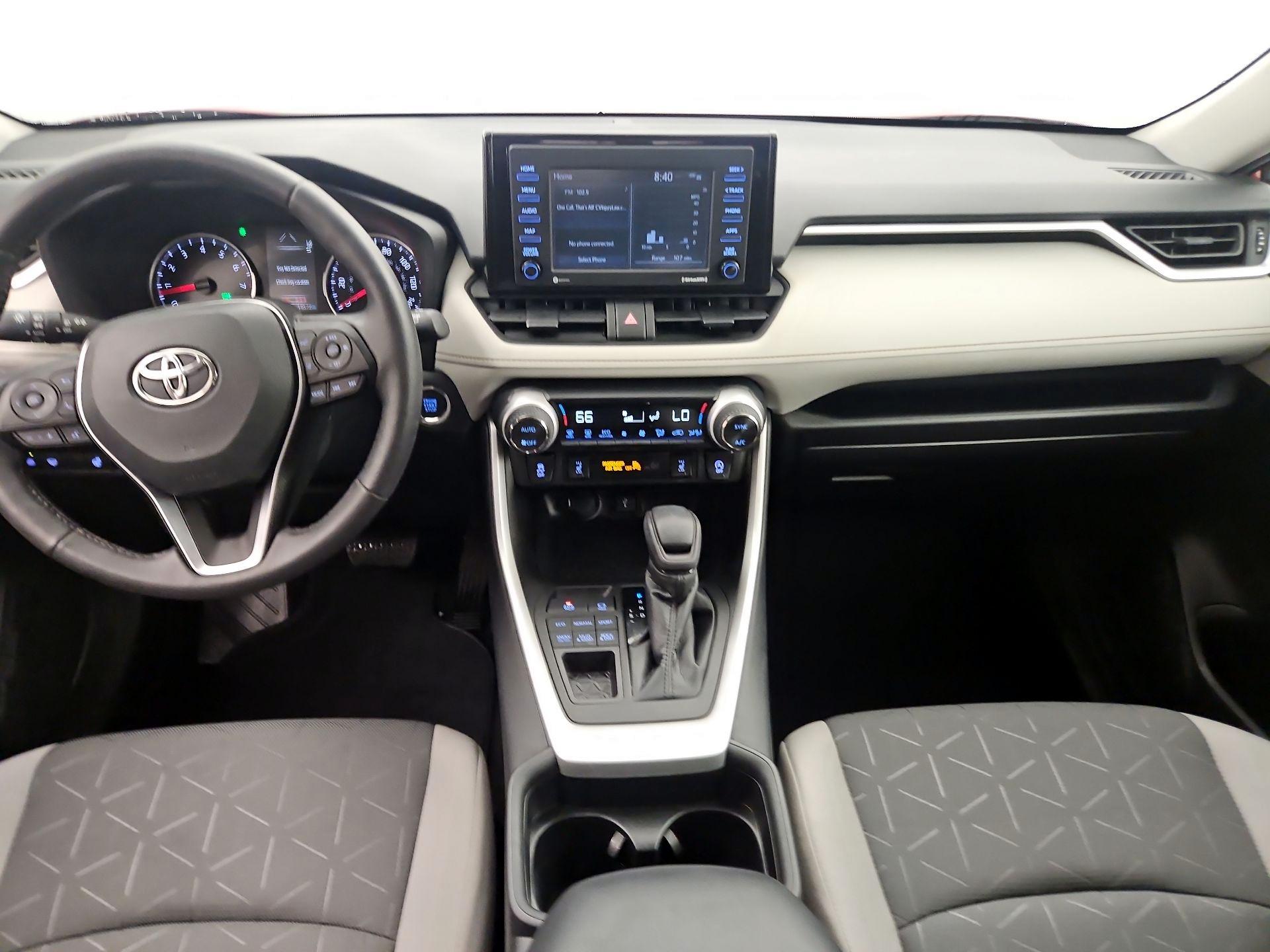 Thumbnail: 2021 Toyota RAV4 - 9