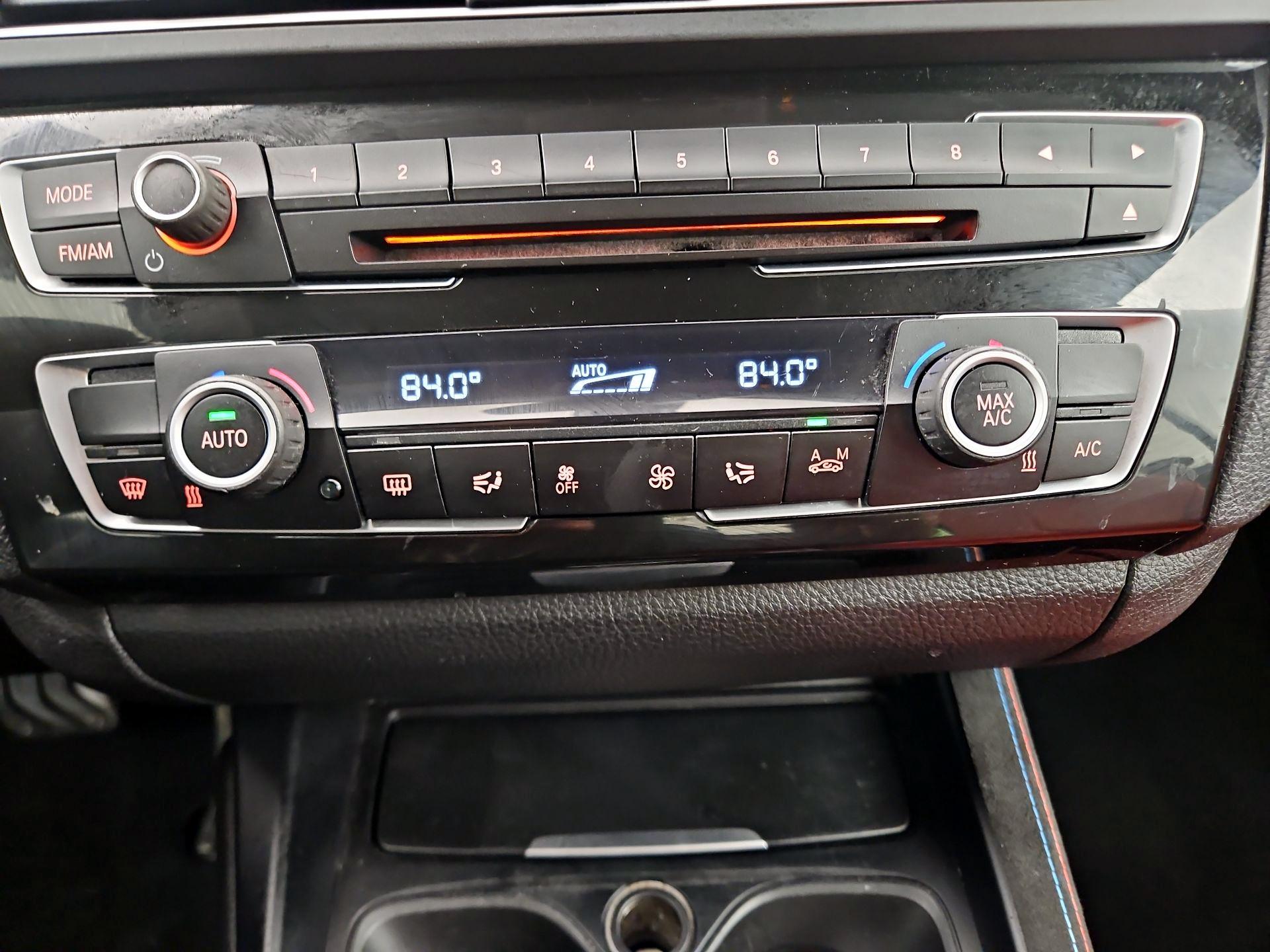 Thumbnail: 2016 BMW 2 Series - 17