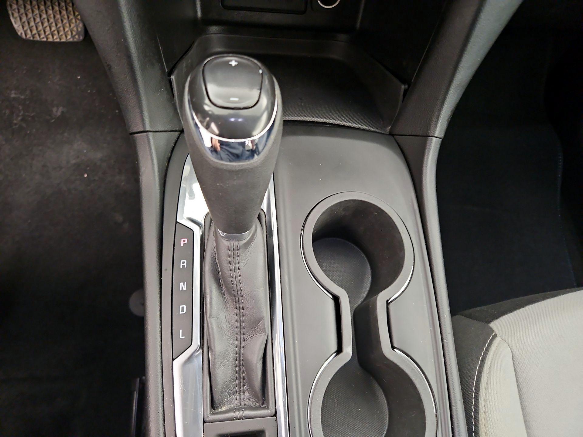 Thumbnail: 2019 Chevrolet Equinox - 17