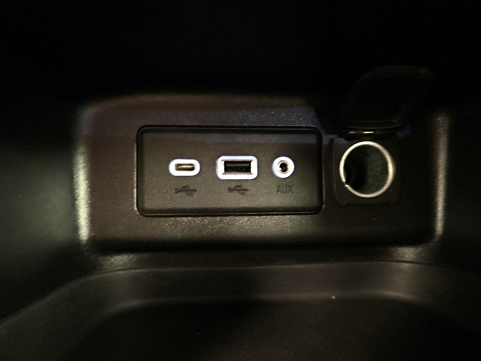 Thumbnail: 2019 Chevrolet Equinox - 18