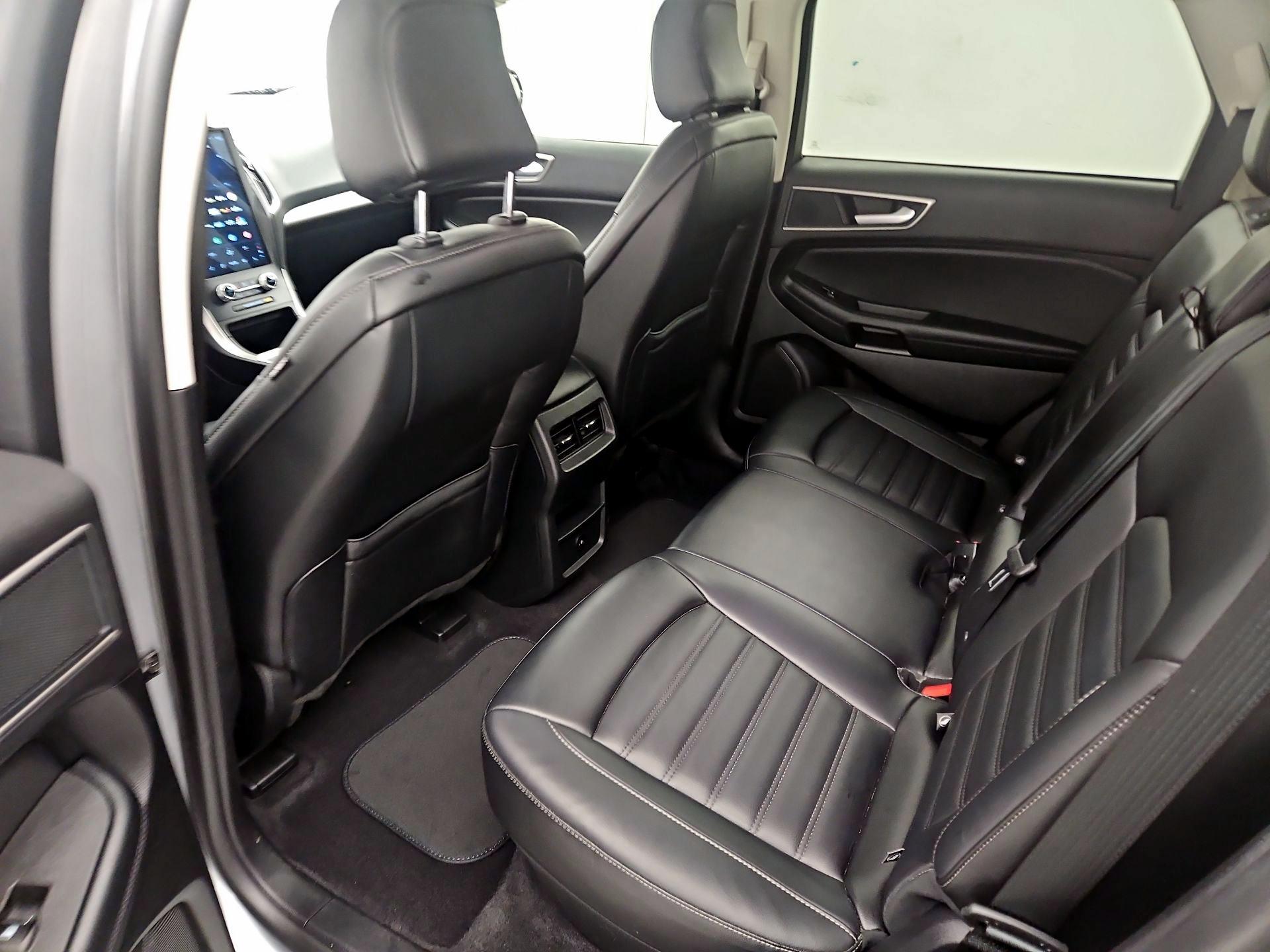 Thumbnail: 2024 Ford Edge - 19