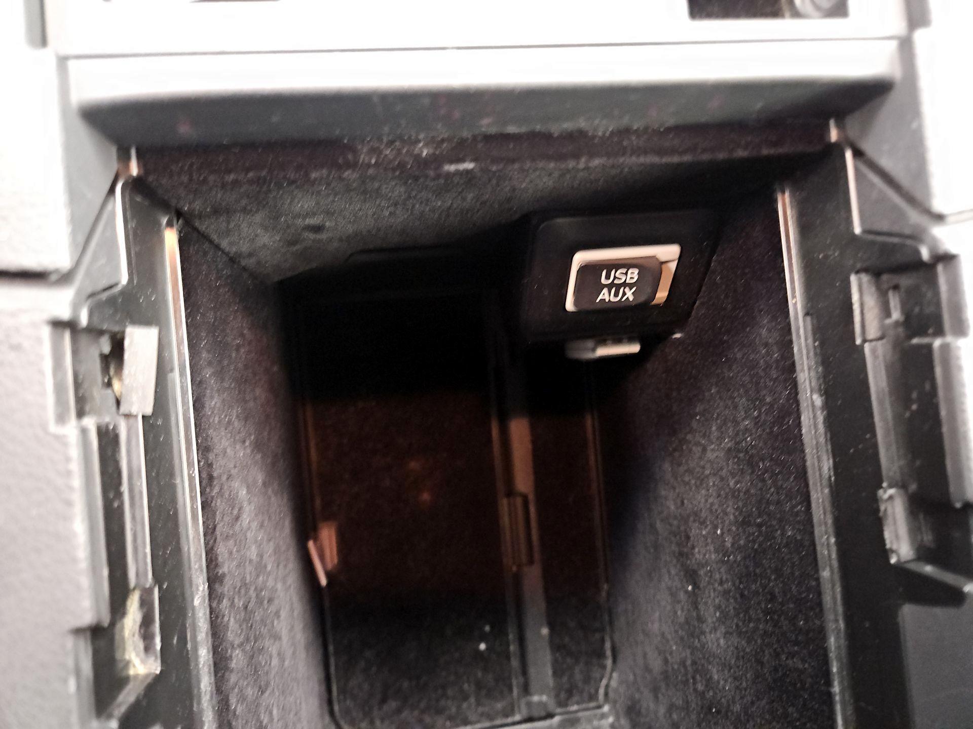 Thumbnail: 2014 Lexus RX - 18