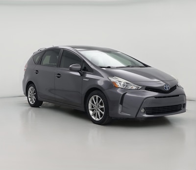2015 Toyota Prius v Four