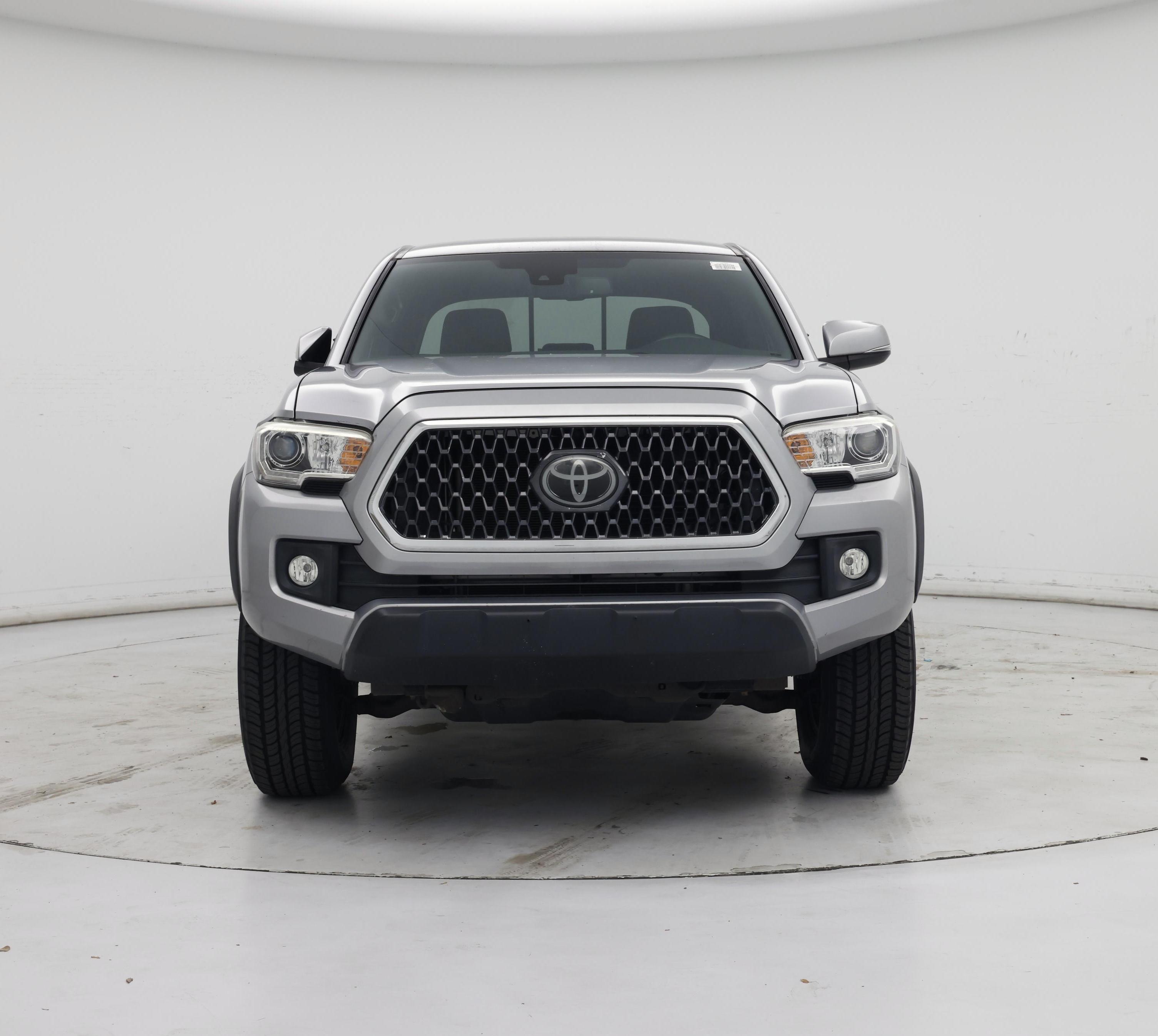 Thumbnail: 2018 Toyota Tacoma - 5