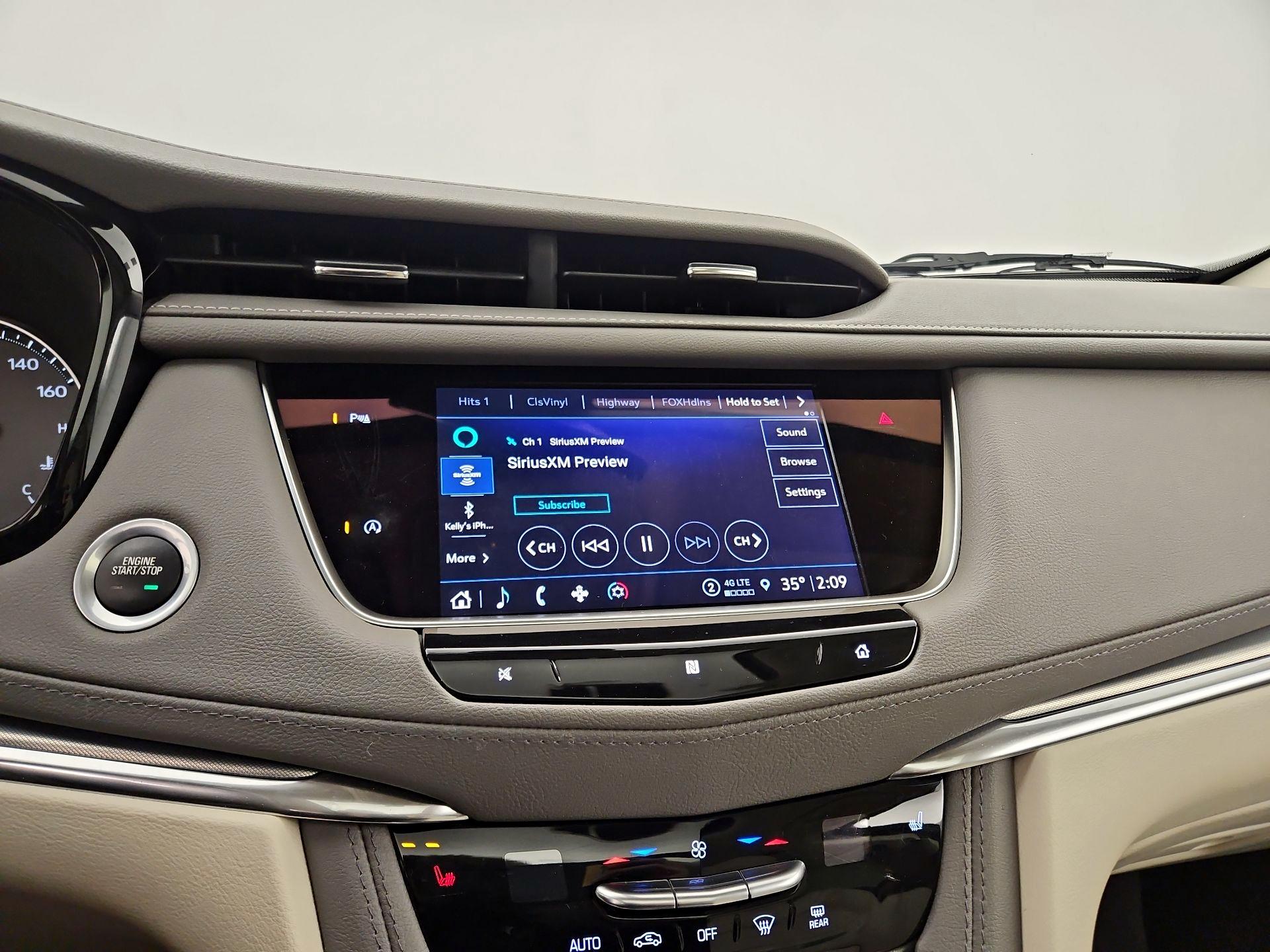 Thumbnail: 2021 Cadillac XT5 - 15