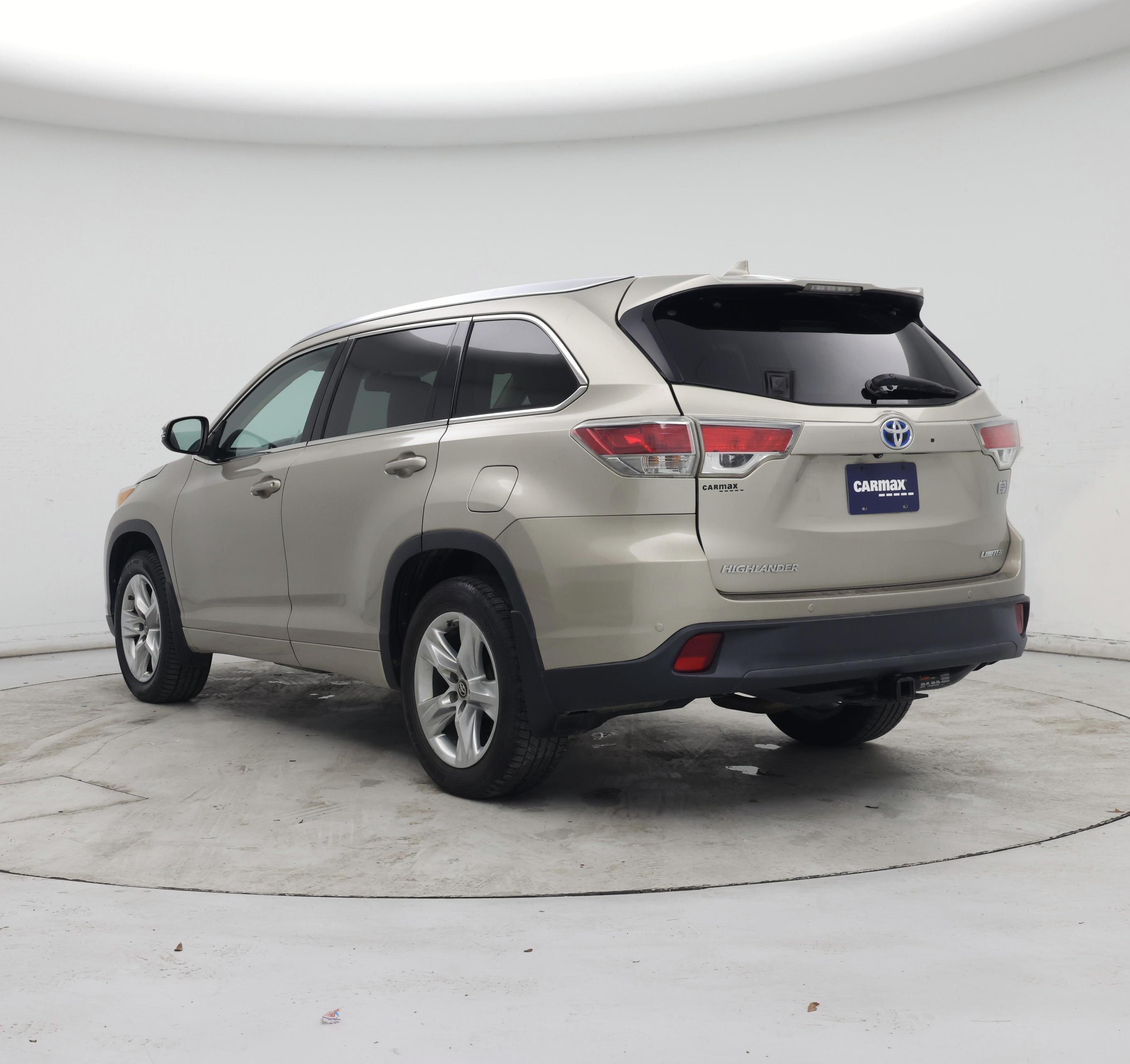 Thumbnail: 2016 Toyota Highlander - 2
