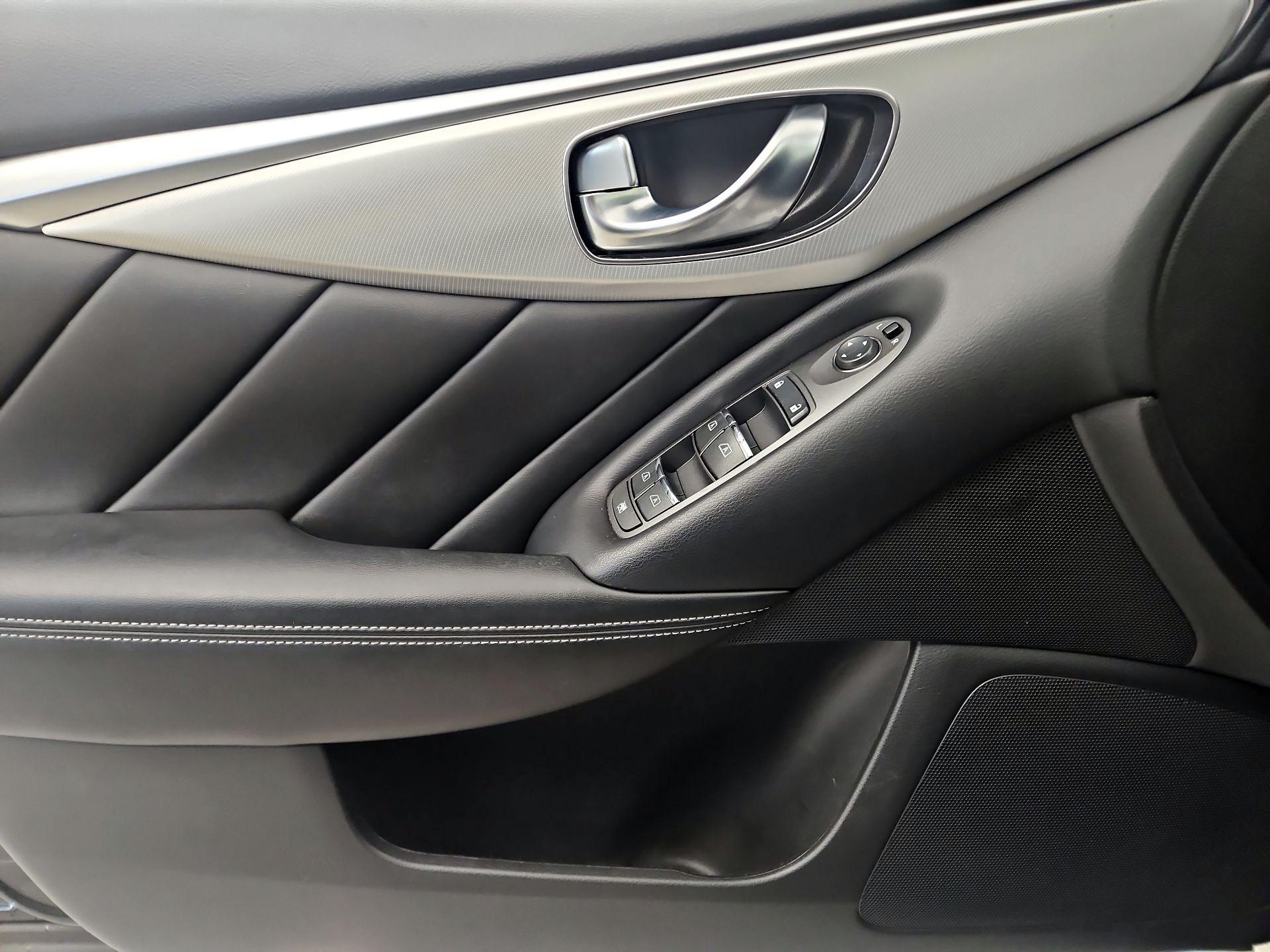 Thumbnail: 2019 INFINITI Q50 - 12