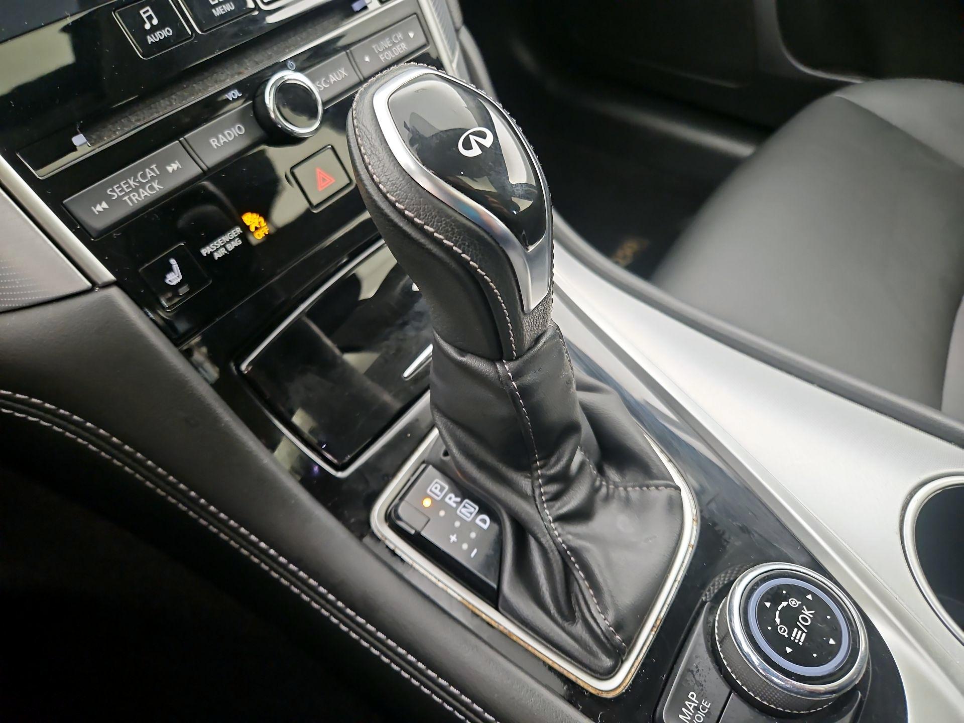 Thumbnail: 2019 INFINITI Q50 - 17