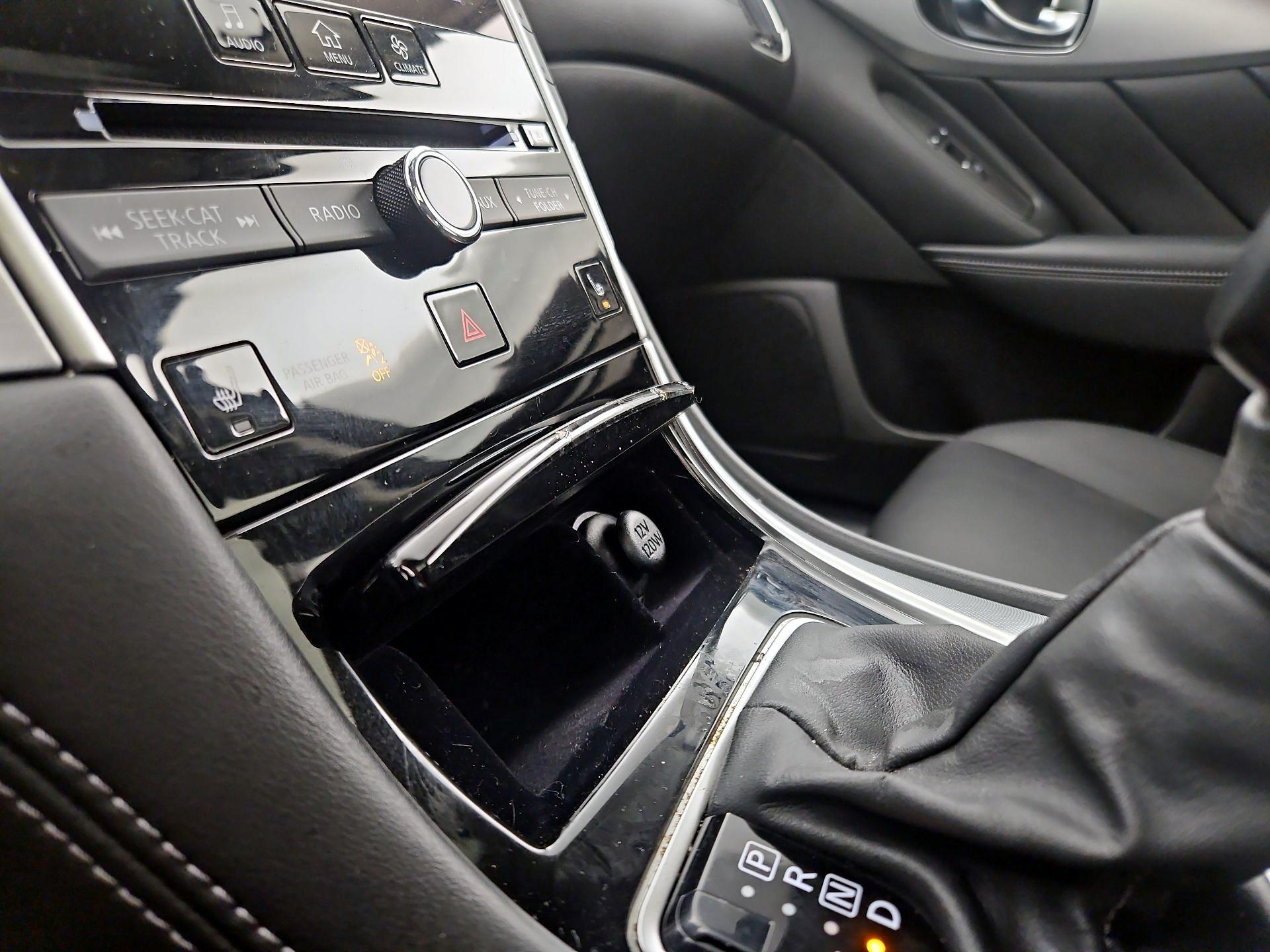 Thumbnail: 2019 INFINITI Q50 - 18