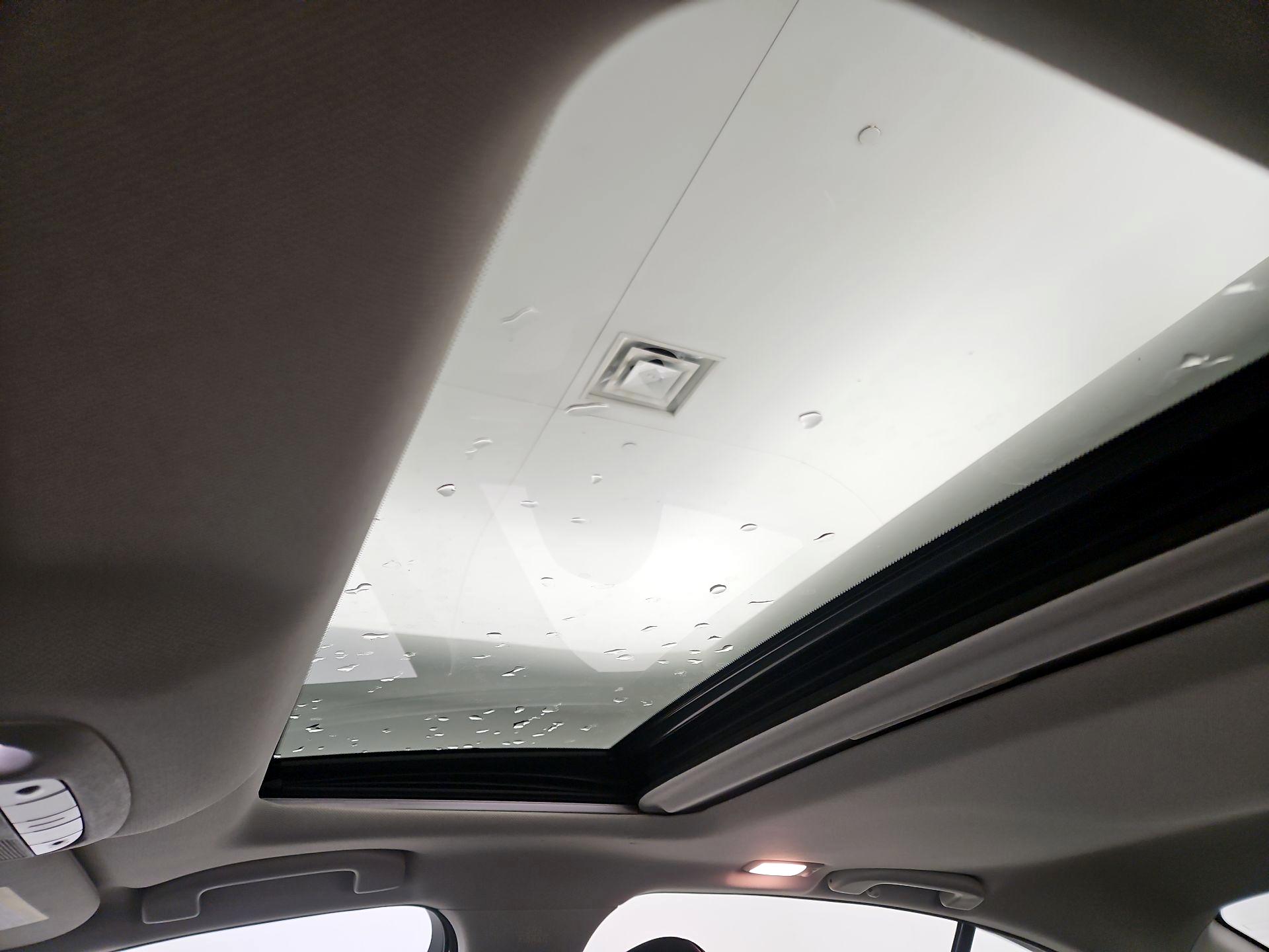 Thumbnail: 2019 INFINITI Q50 - 19