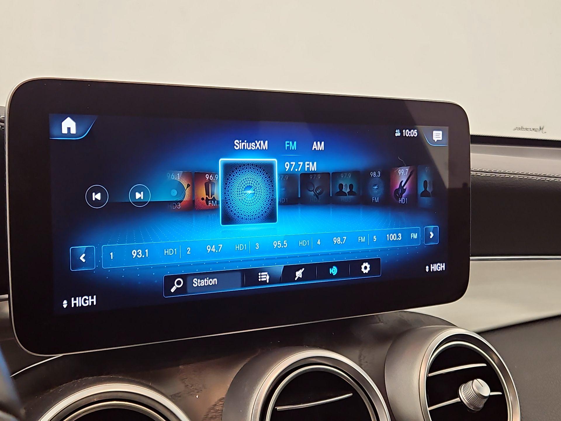 Thumbnail: 2020 Mercedes-Benz GLC - 15