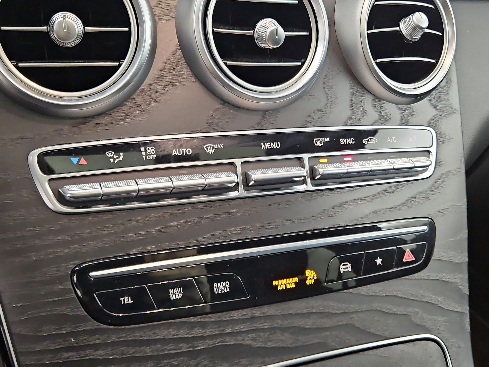 Thumbnail: 2020 Mercedes-Benz GLC - 16