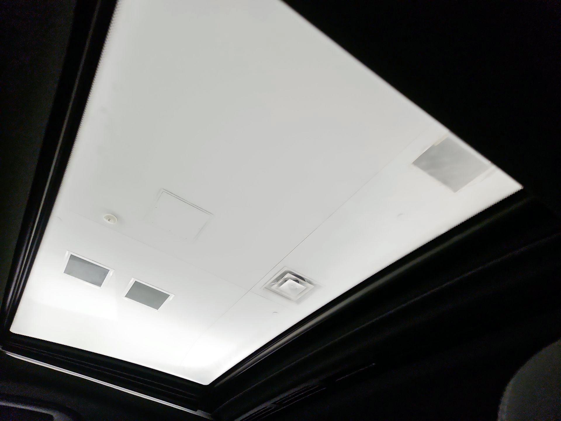 Thumbnail: 2020 Mercedes-Benz GLC - 19