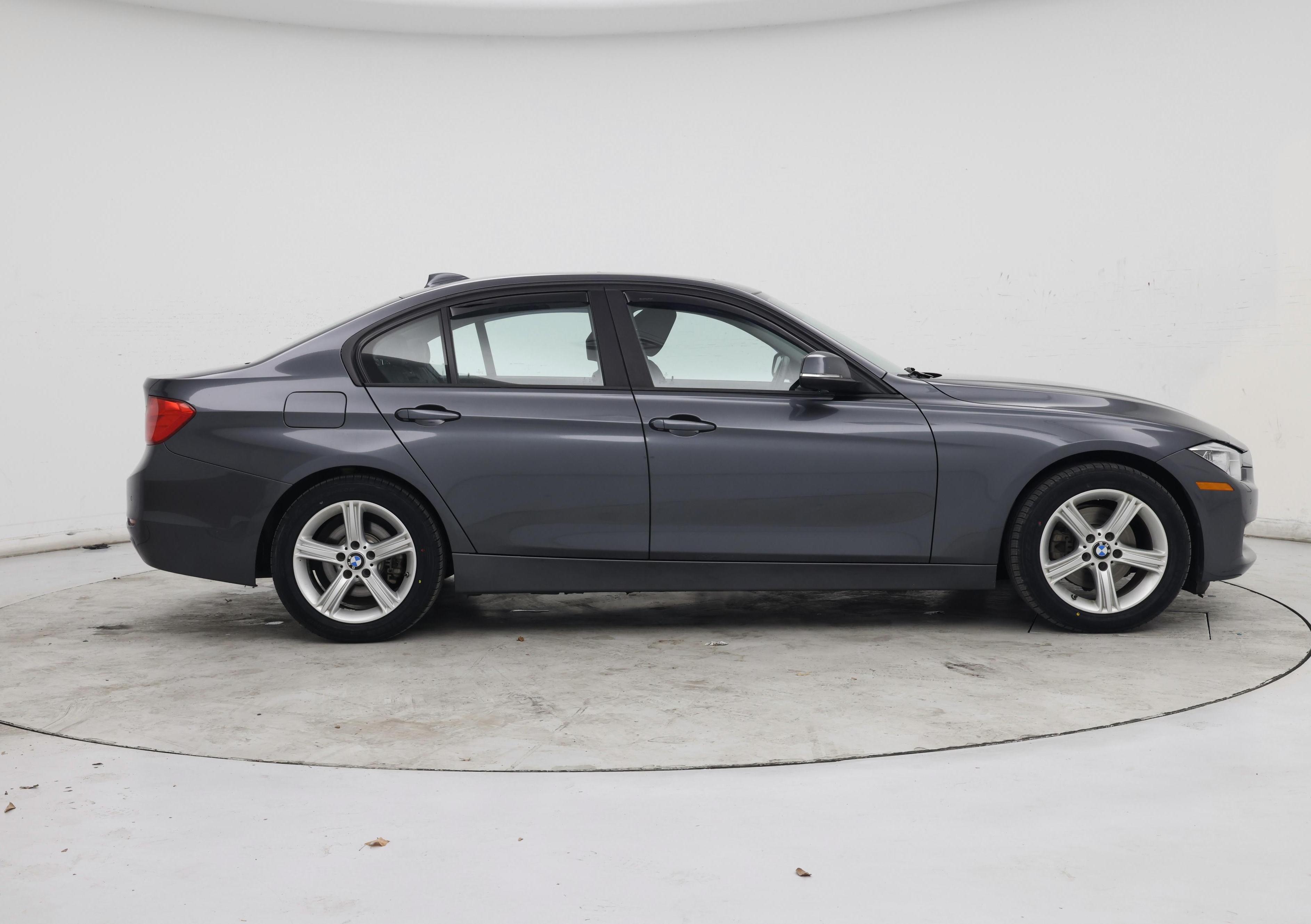 Thumbnail: 2015 BMW 3 Series - 7