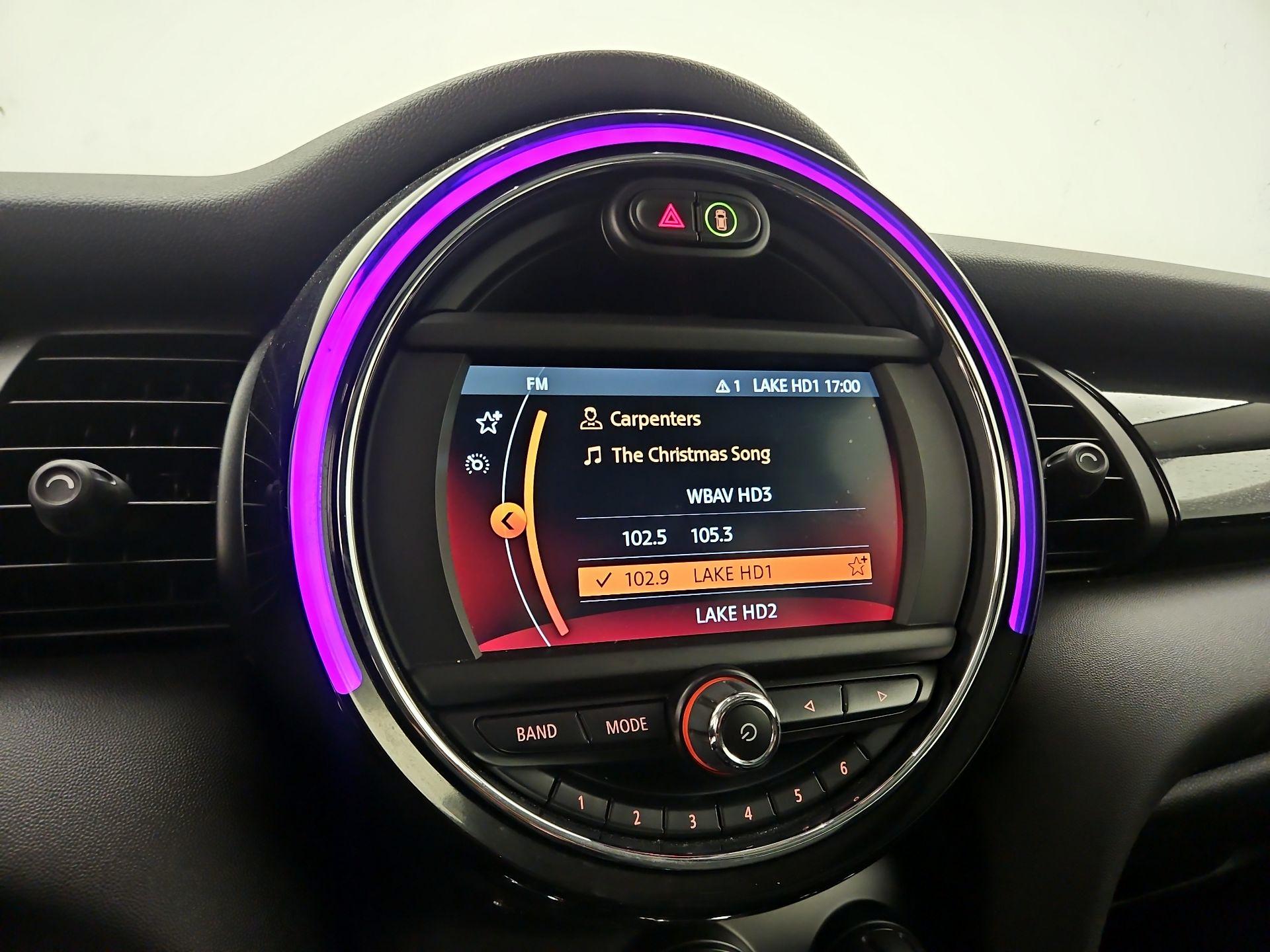 Thumbnail: 2019 MINI Cooper Hardtop - 15