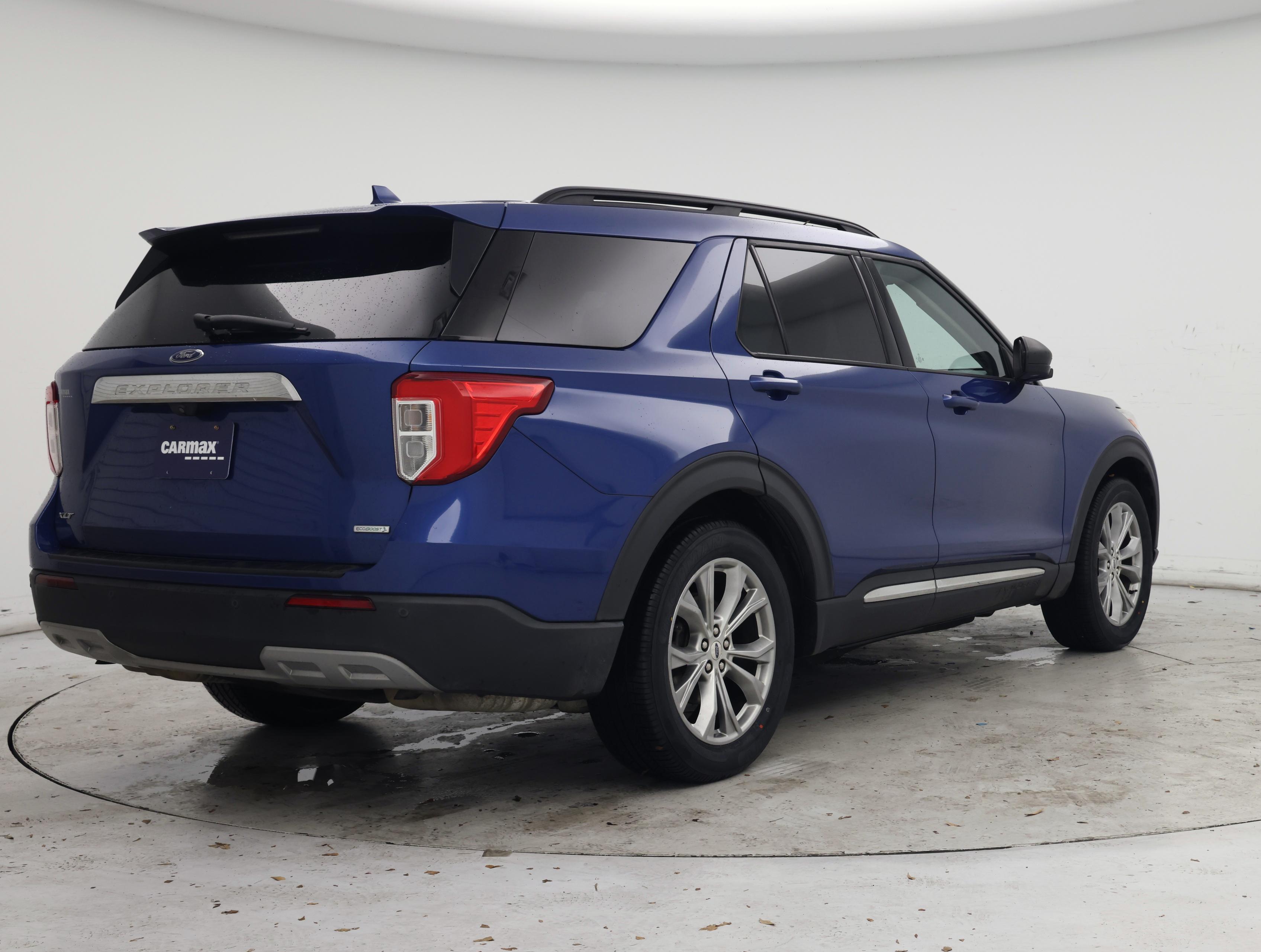Thumbnail: 2020 Ford Explorer - 8