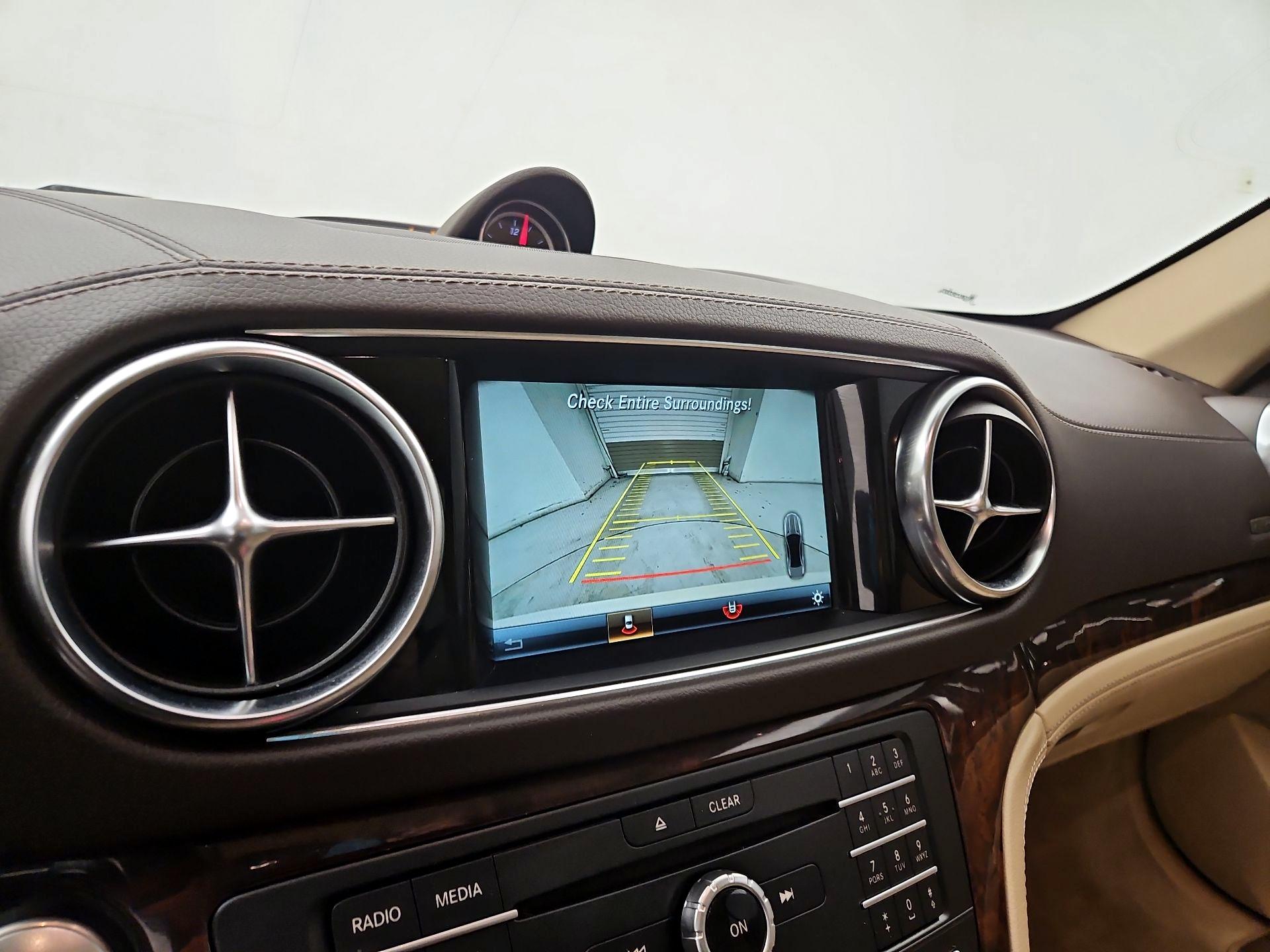 Thumbnail: 2017 Mercedes-Benz SL-Class - 14