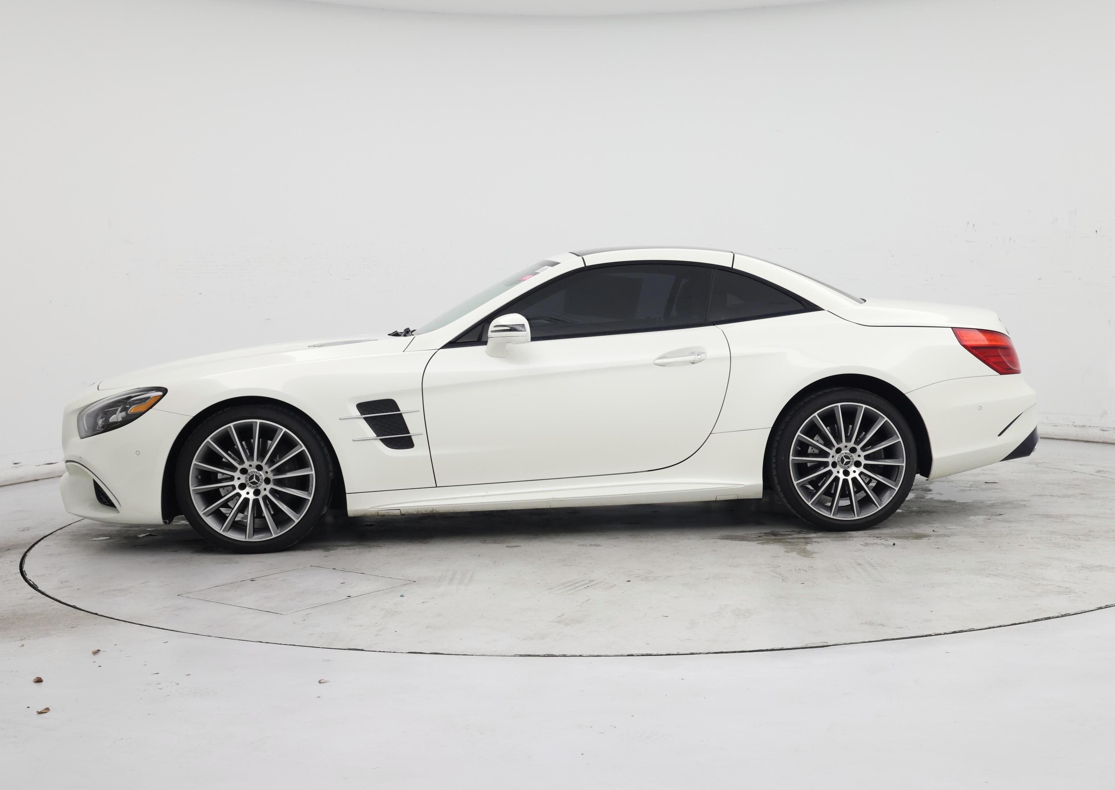 Thumbnail: 2017 Mercedes-Benz SL-Class - 3