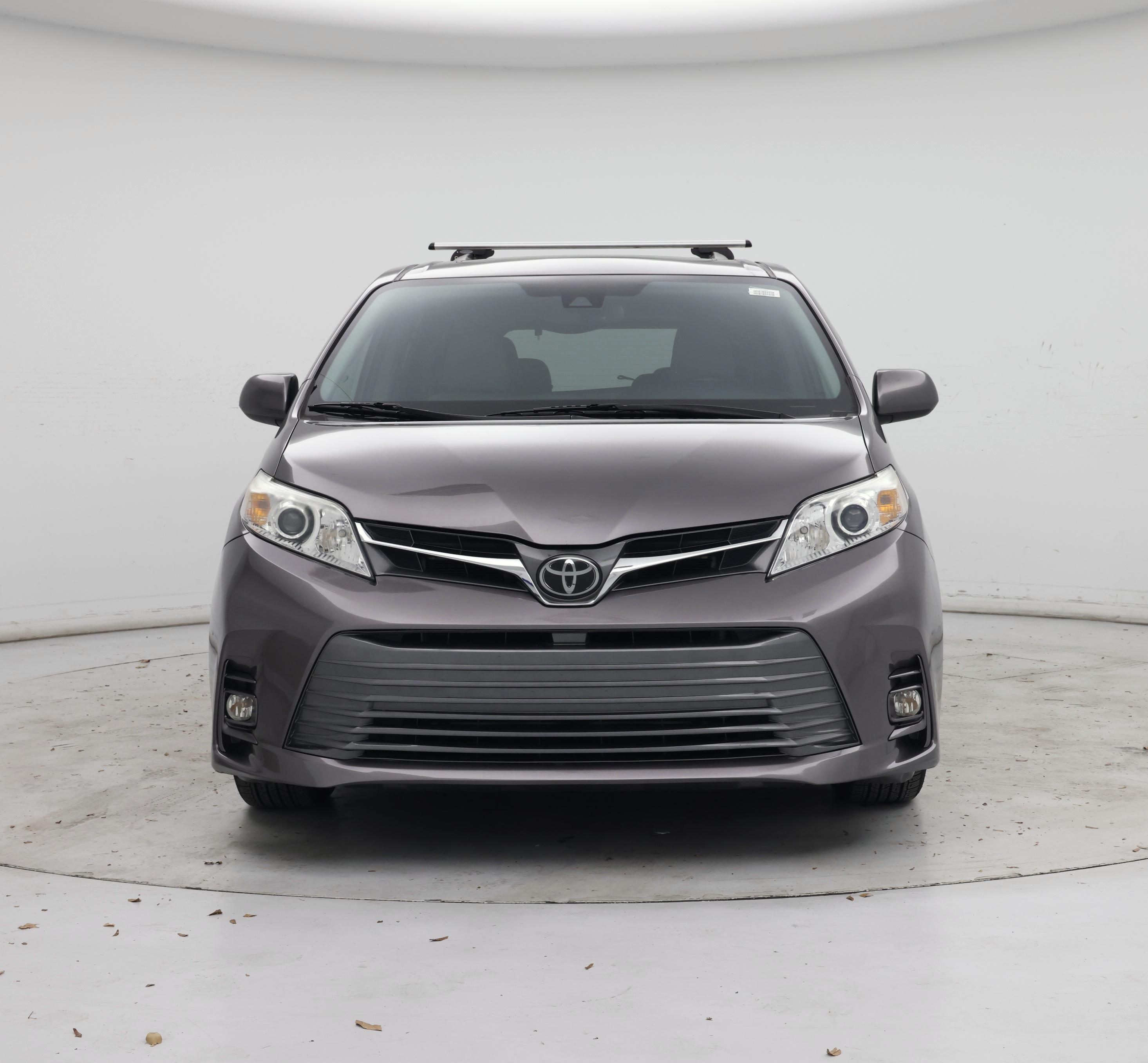 Thumbnail: 2019 Toyota Sienna - 5