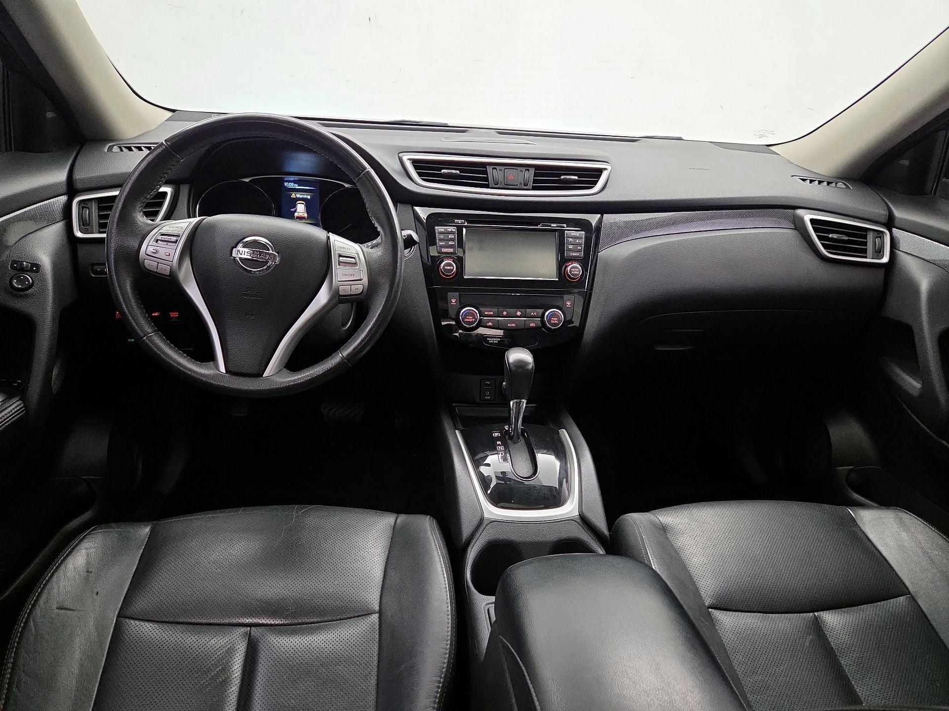 Thumbnail: 2015 Nissan Rogue - 9