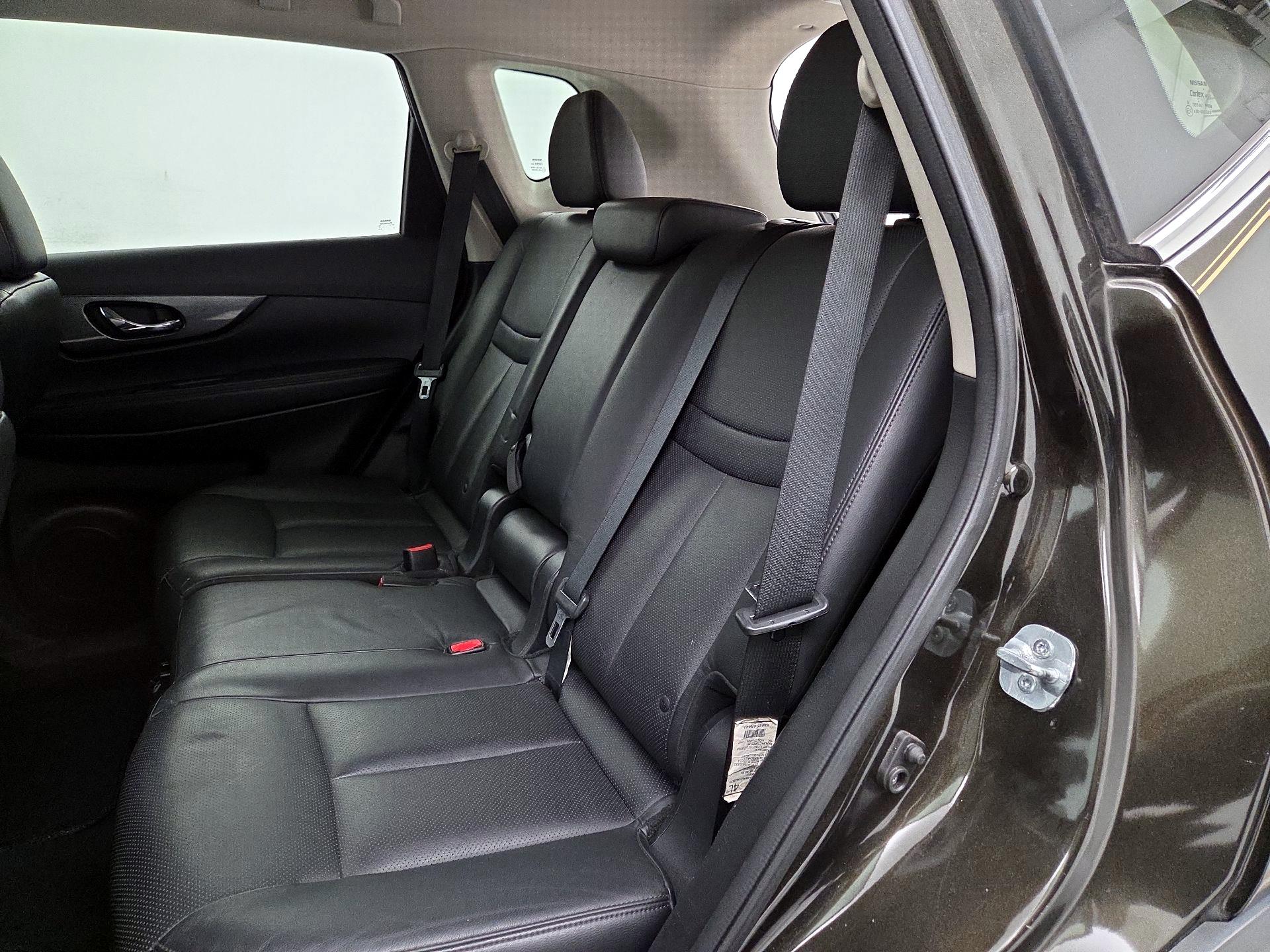 Thumbnail: 2015 Nissan Rogue - 20